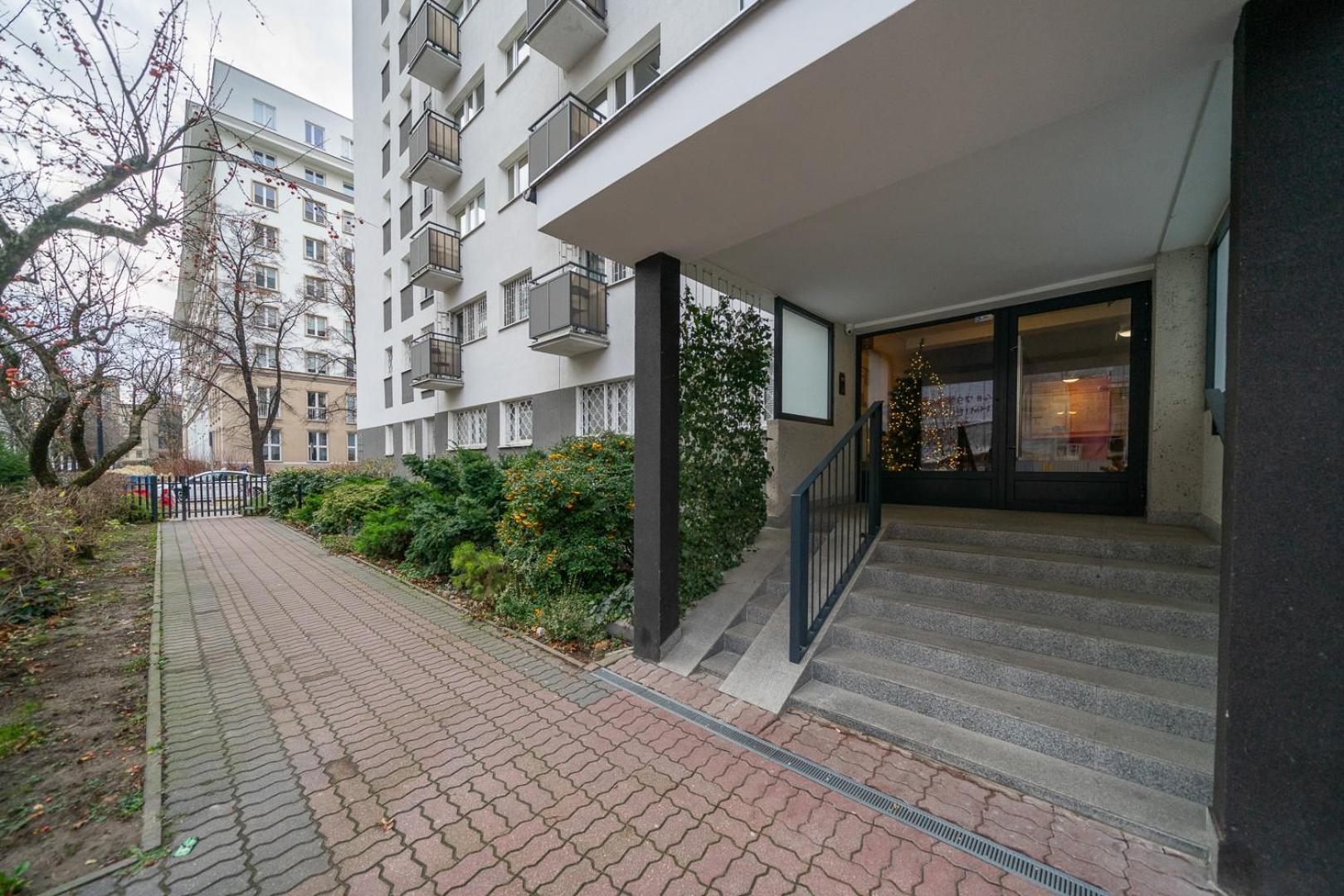 Chmielna - Location, Workspace - By Rentujemy * Warsaw