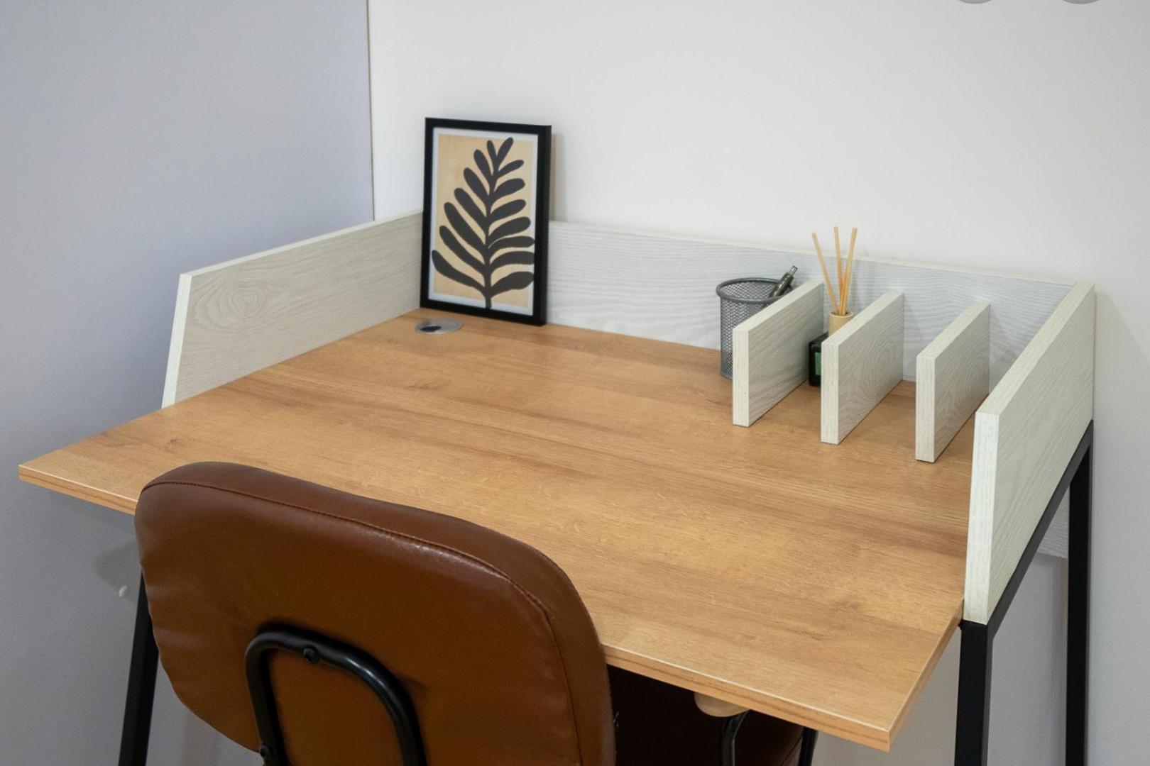 Chmielna - Location, Workspace - By Rentujemy Apartment