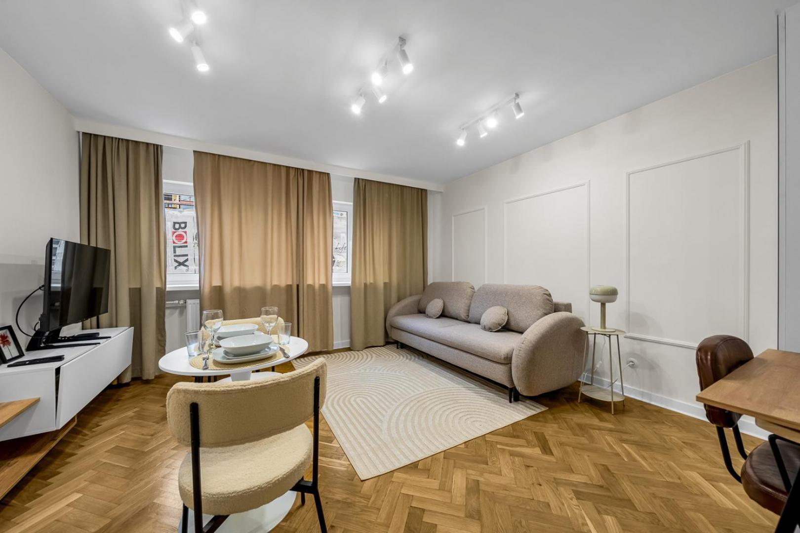 Chmielna - Location, Workspace - By Rentujemy * Warsaw
