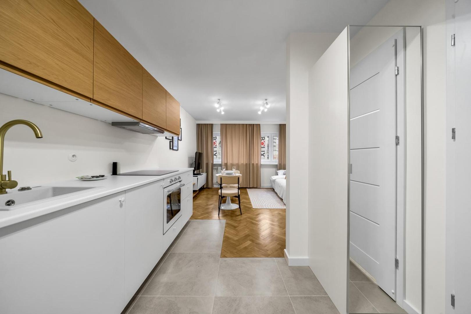 Chmielna - Location, Workspace - By Rentujemy Apartment Warsaw
