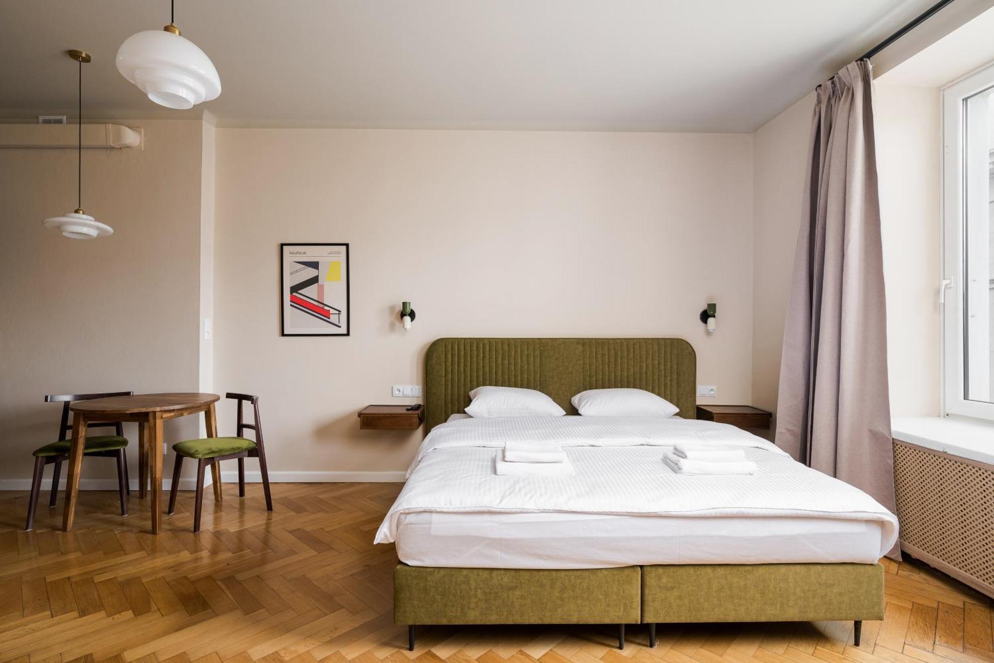 Apartment Plac Dabrowskiego Deluxe *