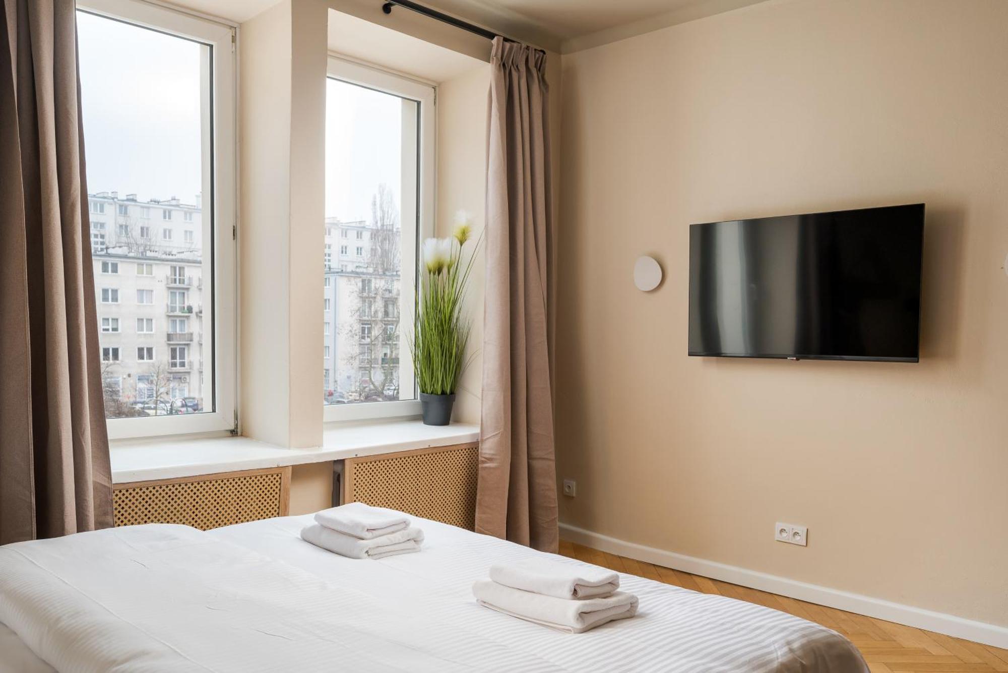 Apartment Plac Dabrowskiego Deluxe *
