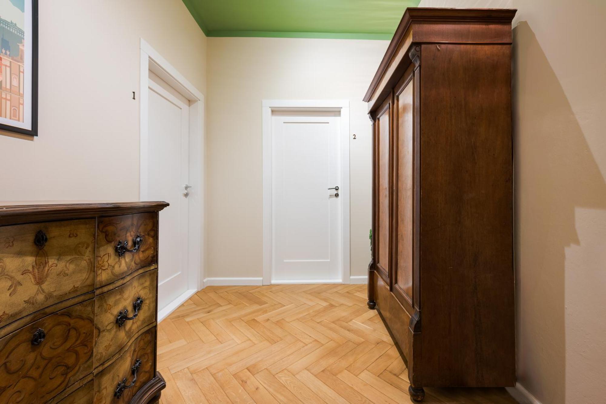 Plac Dabrowskiego Deluxe Apartment Warsaw