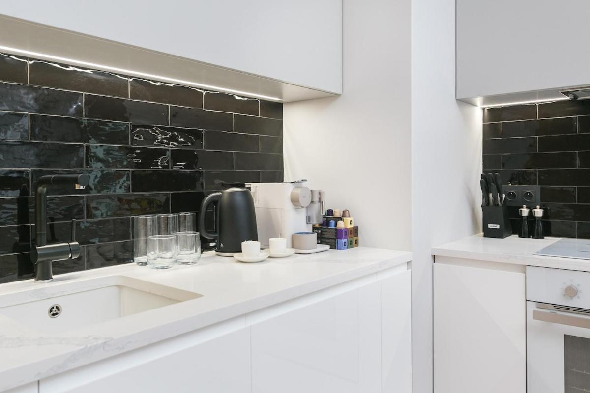 Mennica - Two Bedrooms - Stays&166 Apartament *