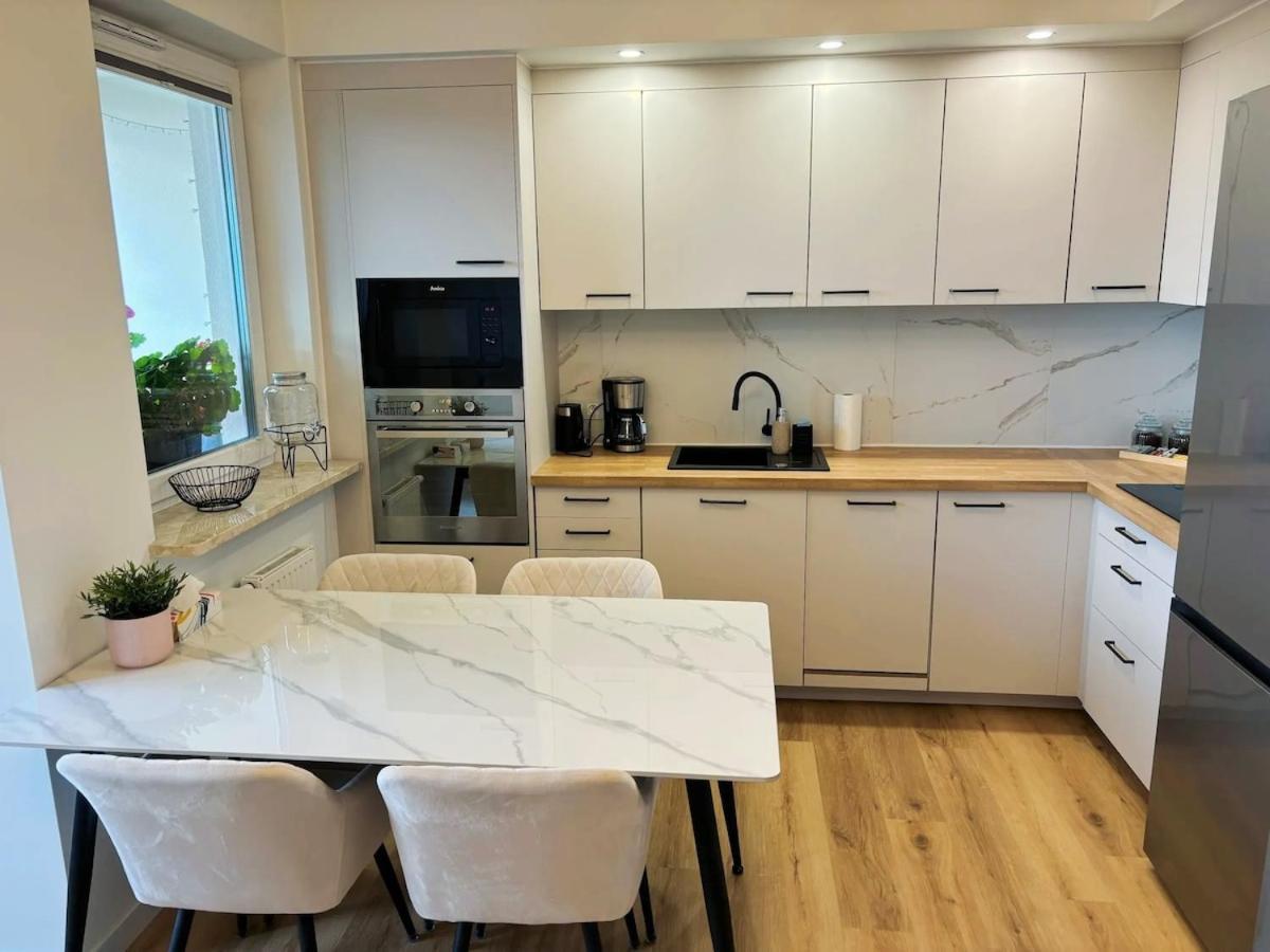 Proventa Homes - Ochota I Parking Apartment Warsaw