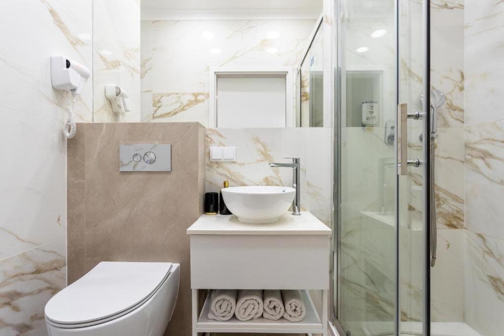 Close-urban Chic - Luxury -10 People- Mennica Apartment