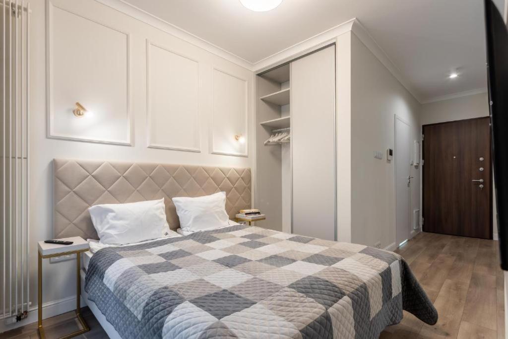 Close-urban Chic - Luxury -10 People- Mennica Apartment