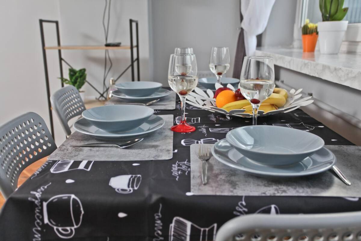 Silversky Altitude - Centrum Apartment Warschau