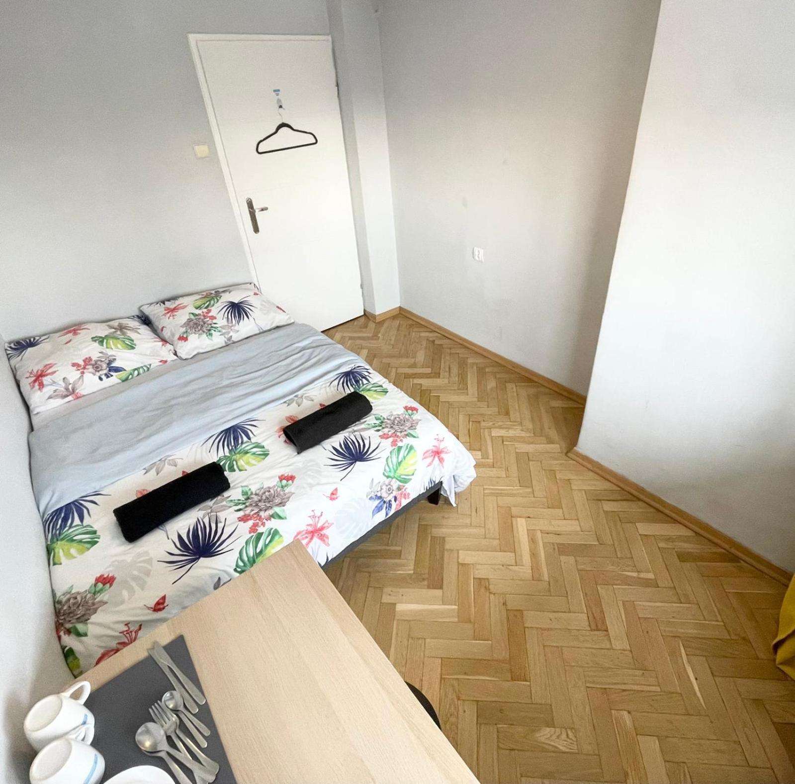 Fantastic Waw - Ch-v 2 Apartment
