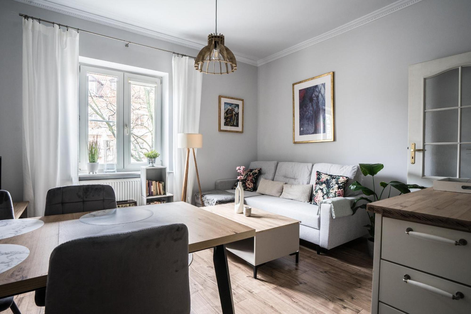 Apartment Old Town Heart Ii - New Town Square - Just Renovated!
