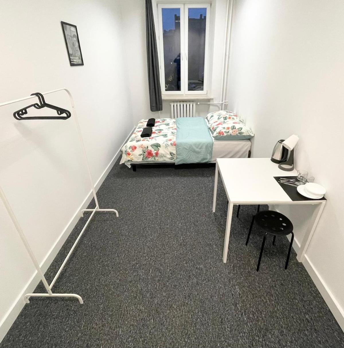 Fantastic Waw - Ch5 B108 Apartment *