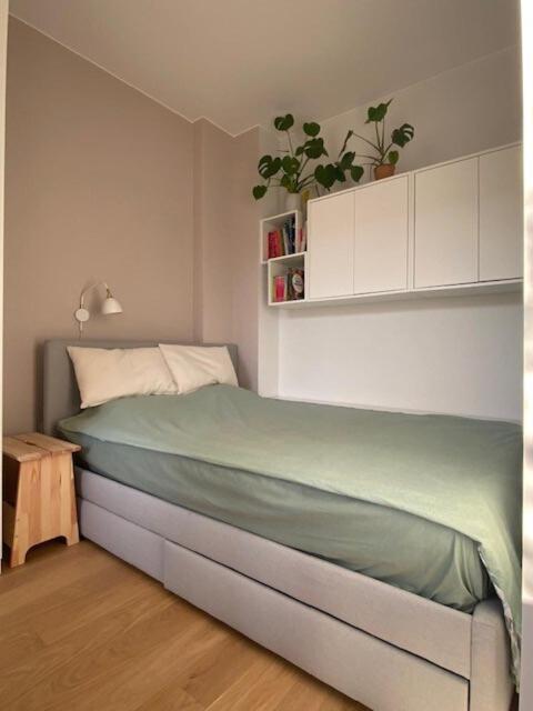 In Siekierki District To Rest, To Work Apartment Warsaw