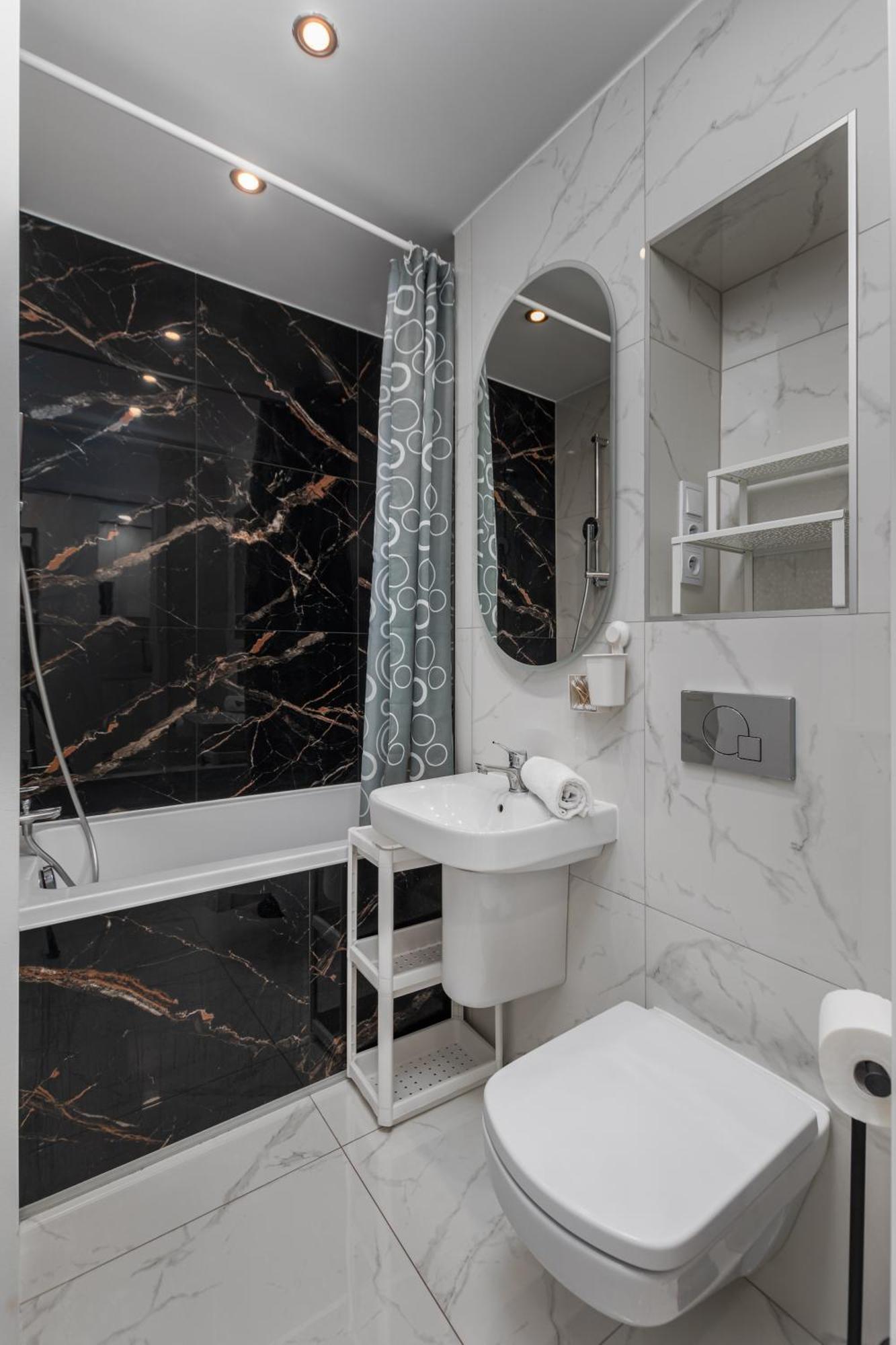Jana Pawla Ii 20 A By Homeprime * Warsaw