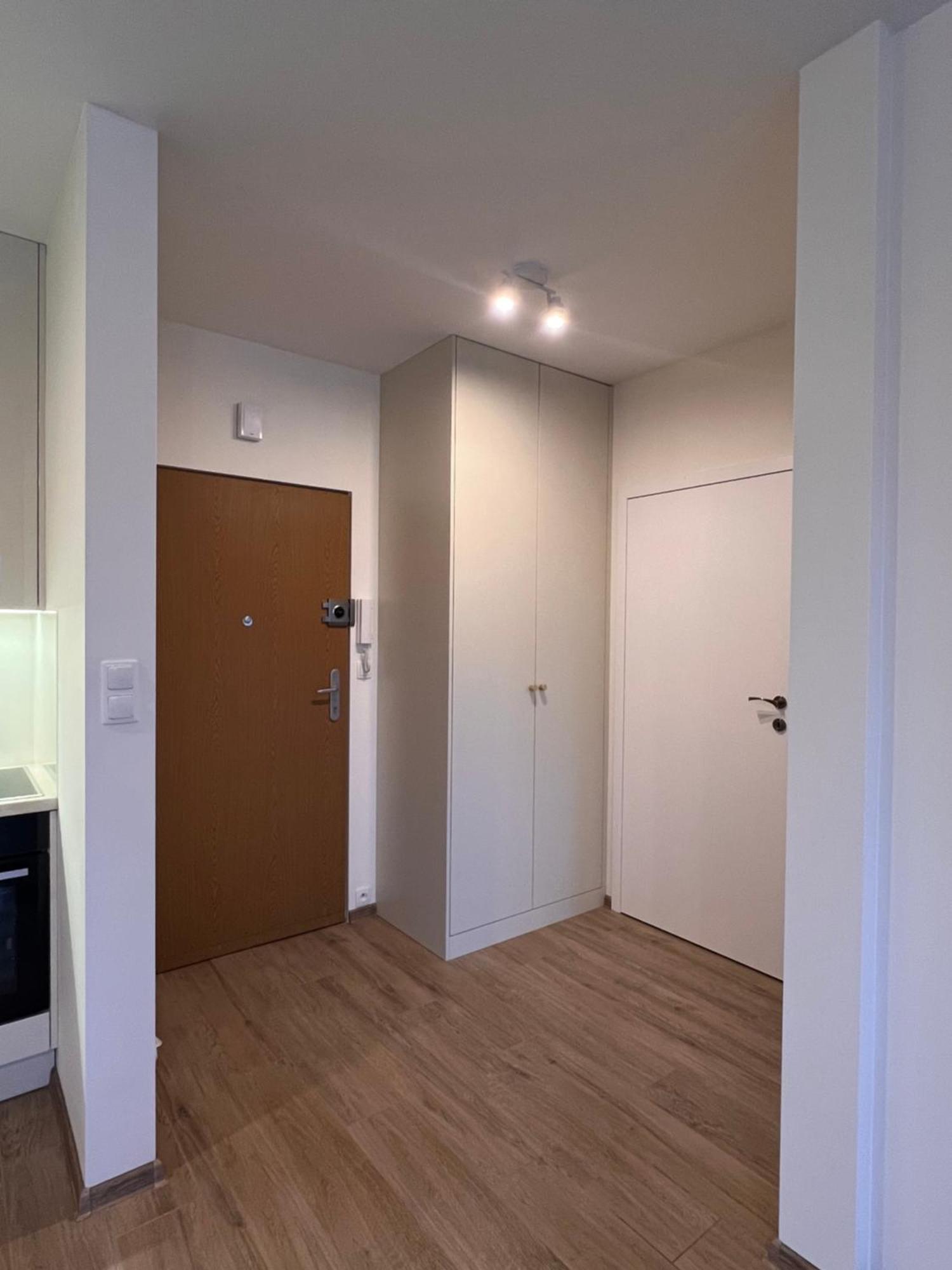 Apartament 70 Metro Warszawa