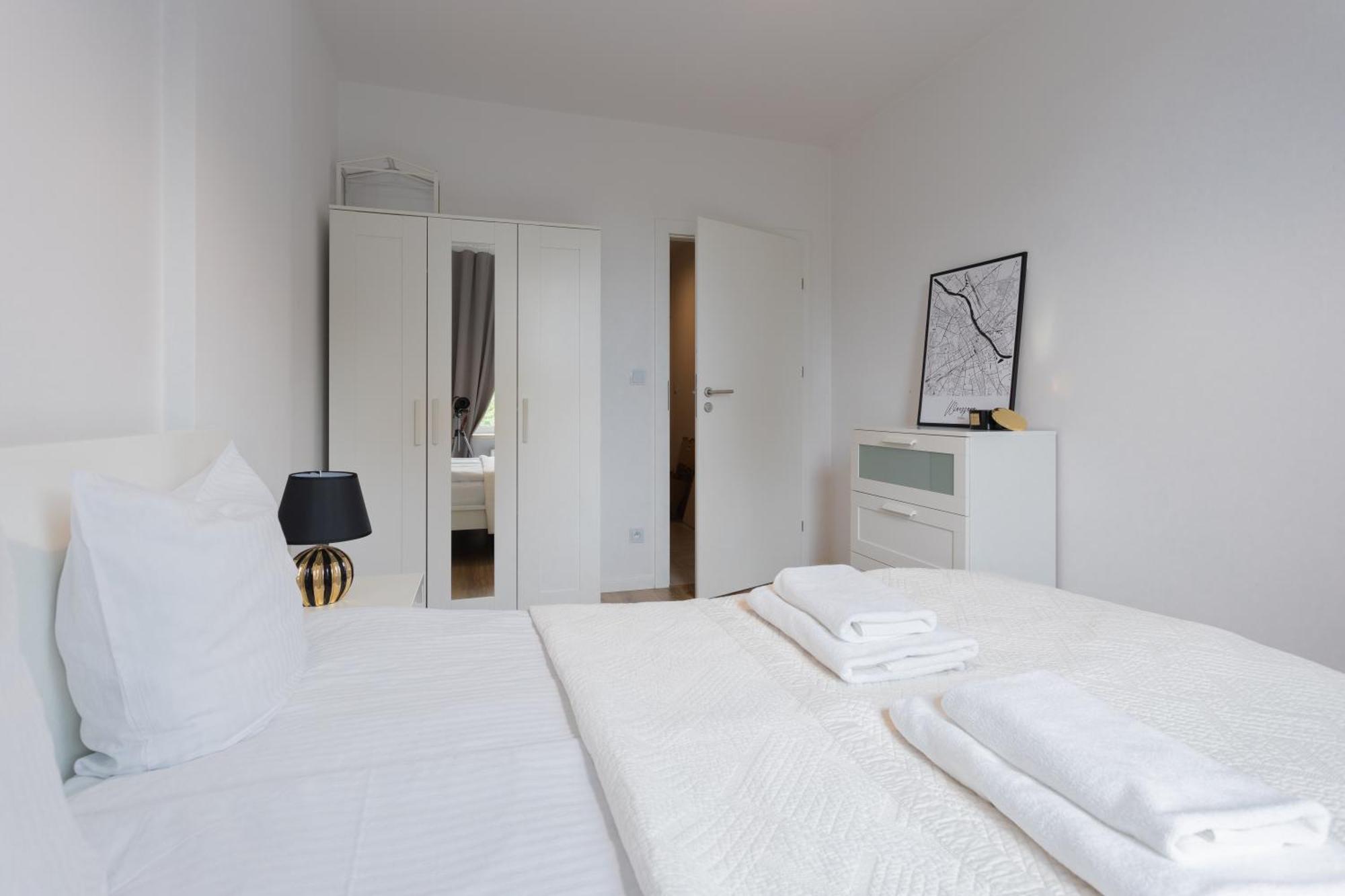 Urban Chic - Wola - Rondo Onz - Luxury - 4 Bedrooms - Pereca Street Căn hộ Warsaw