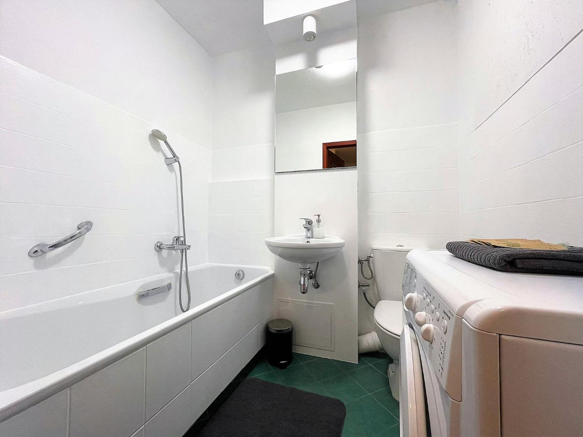 Labo Metro Wierzbno Apartment