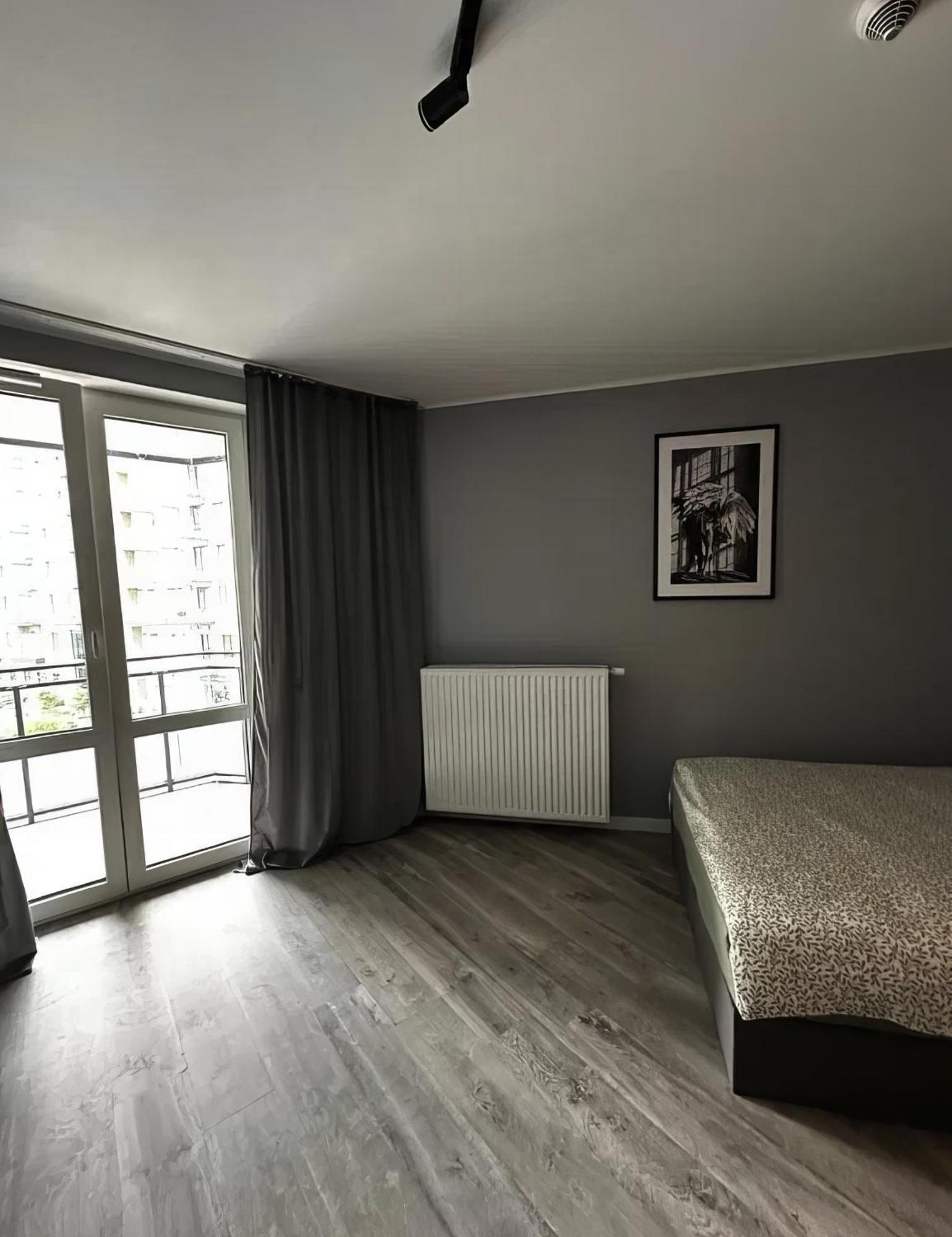 6chi6 Wiktoryn Studio Apartament *