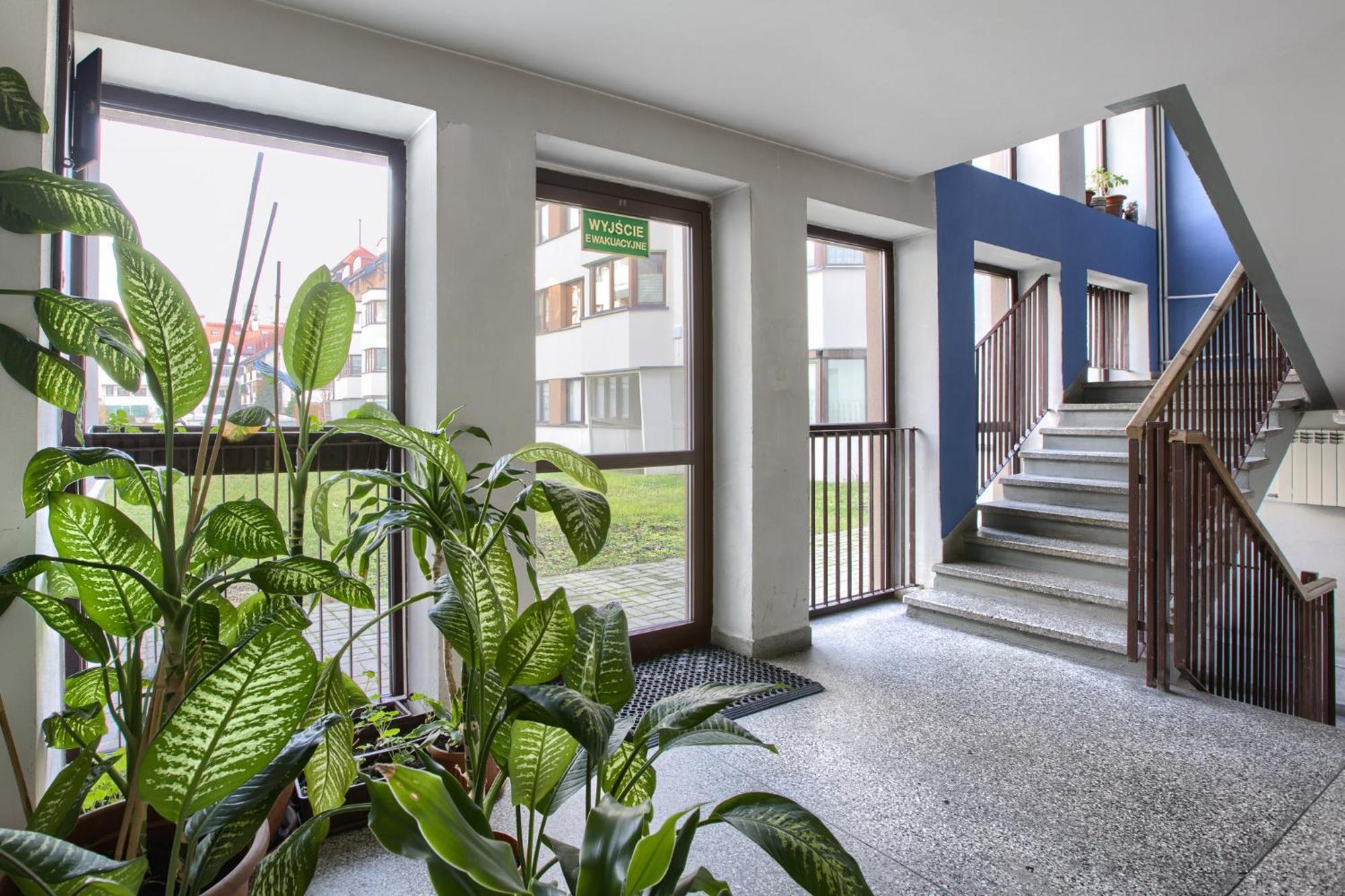 Superapart Konstancinska 3b *
