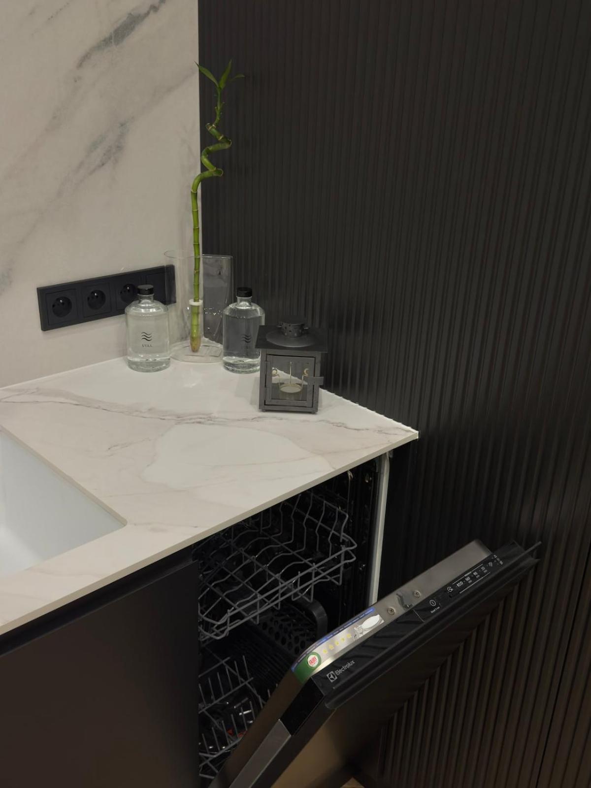 Apartamento Impact Cozy Flat With Zen Gardenact *