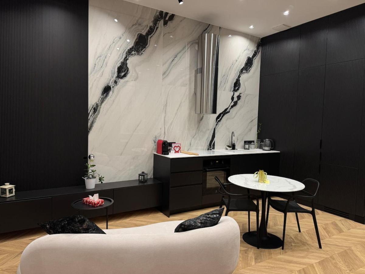 Impact Cozy Flat With Zen Gardenact Apartamento
