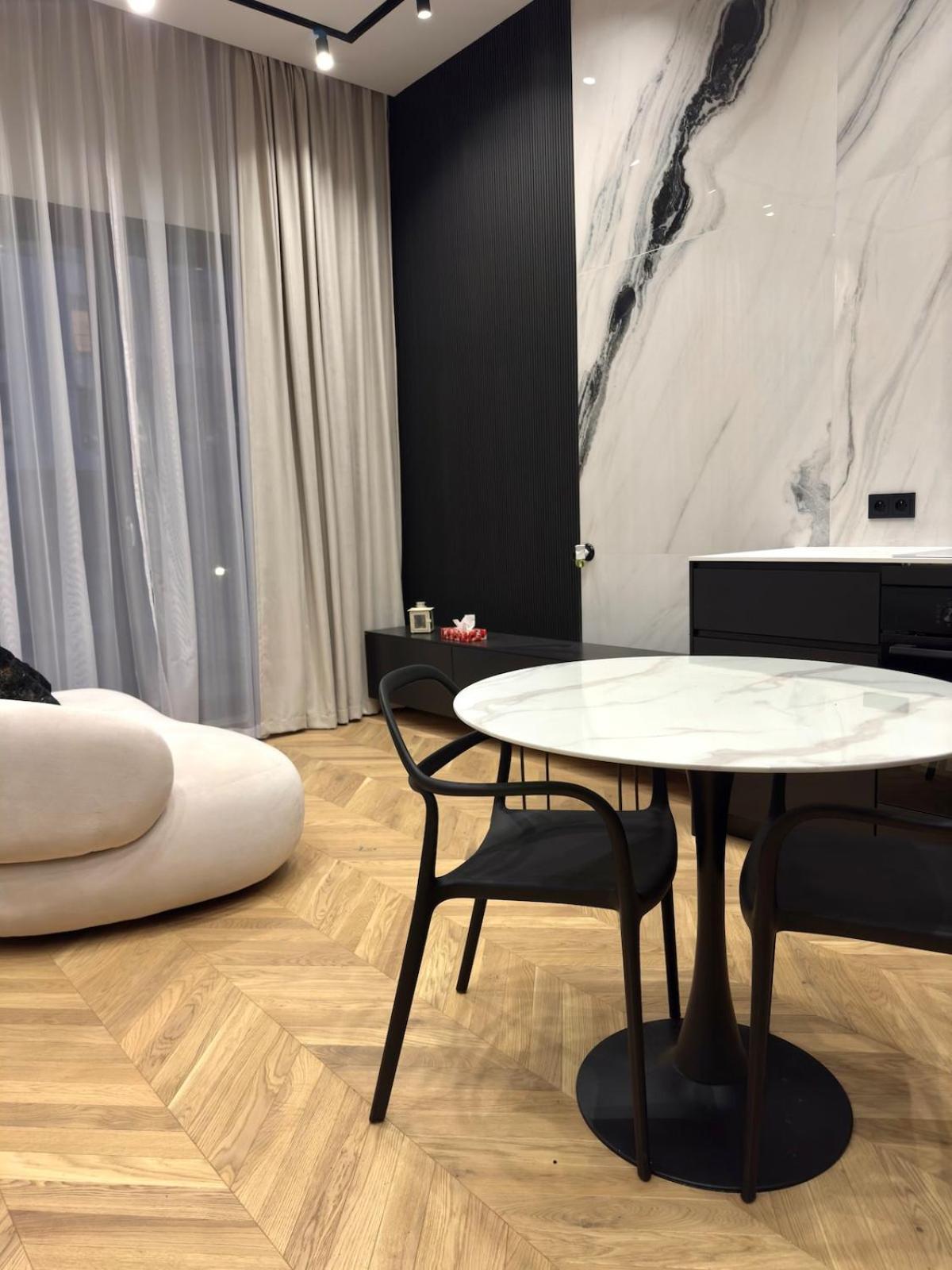 Impact Cozy Flat With Zen Gardenact Apartamento *