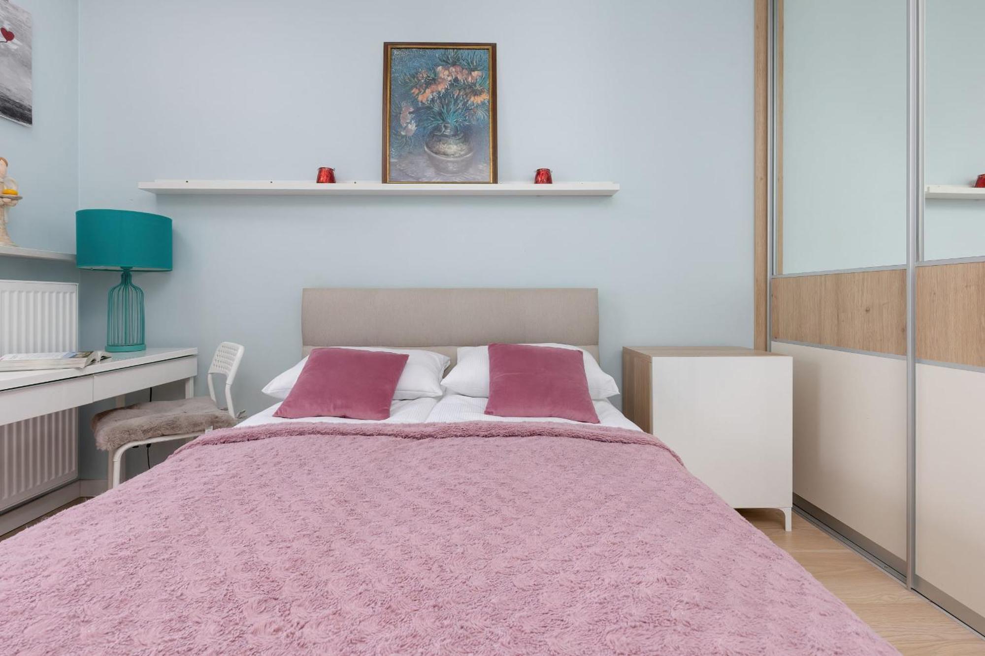 Cosy With Parking Nowaka-jezioranskiego Praga By Renters Apartment Warsaw