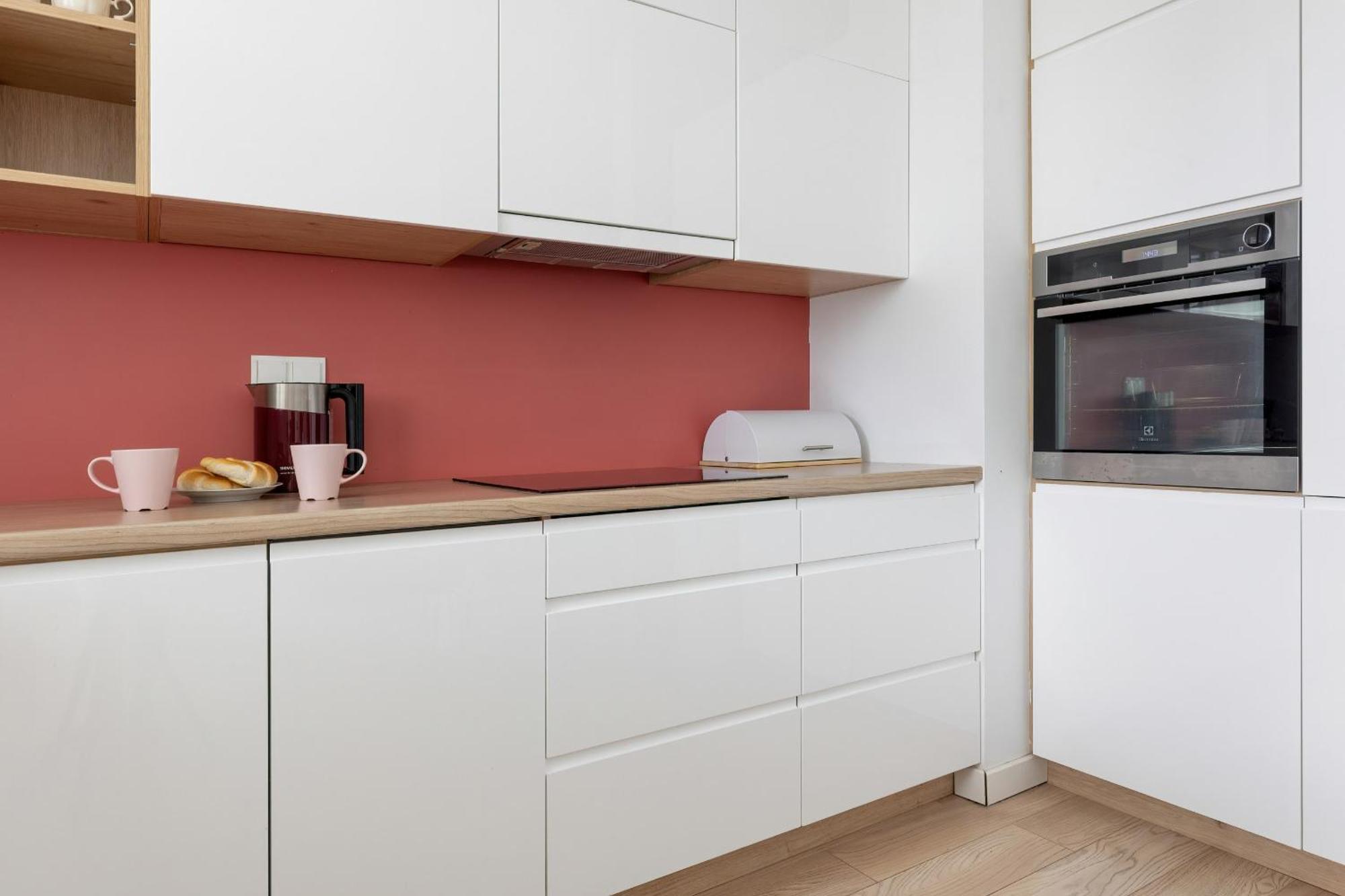 Cosy With Parking Nowaka-jezioranskiego Praga By Renters Apartment Warsaw