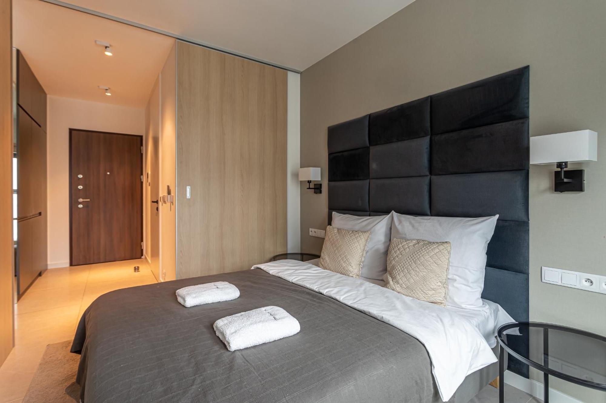 Apartment P&o Mennica V *