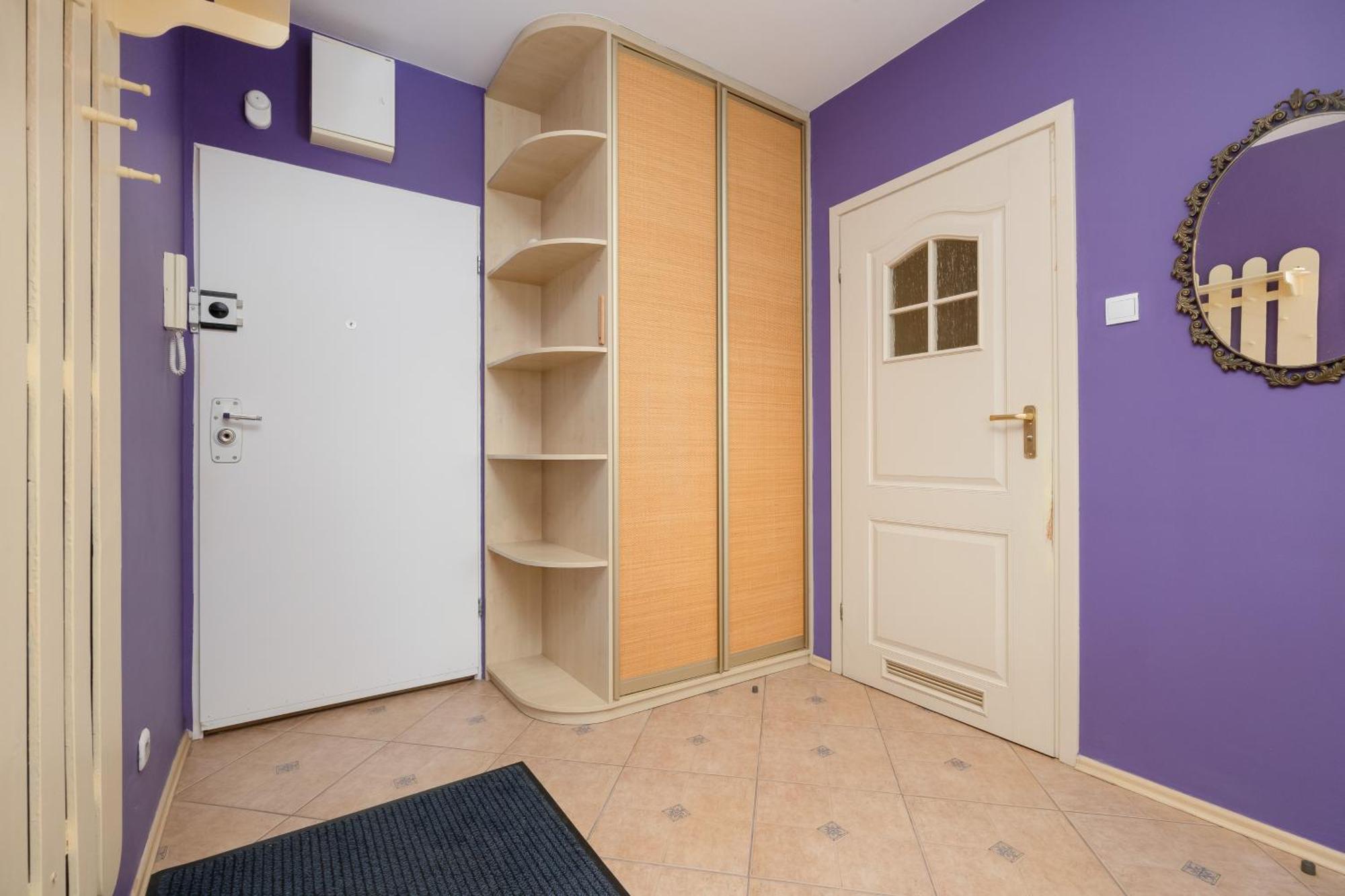 Apartment Stryjenskich Cozy With Balcony In Ursynow District By Renters *