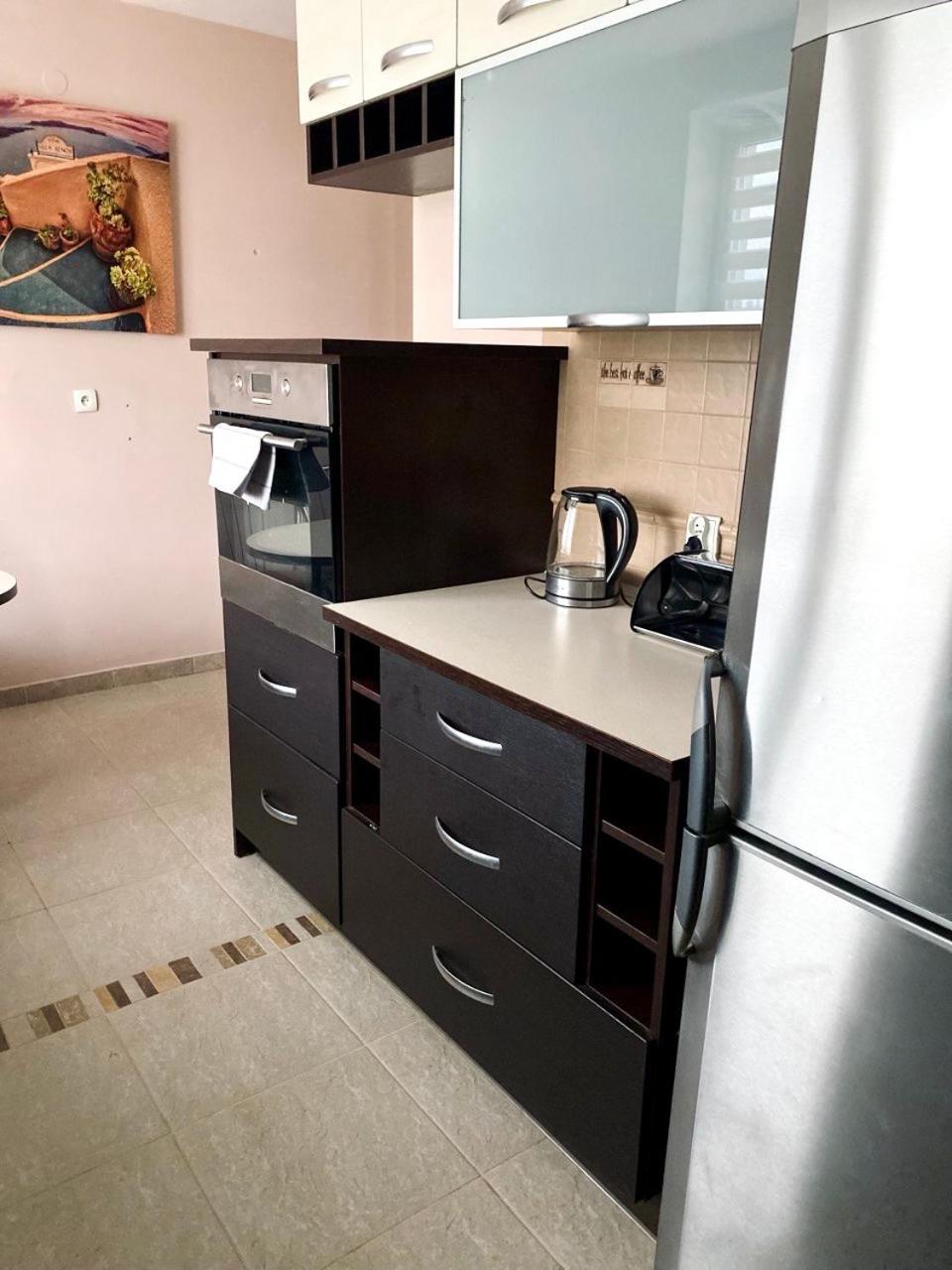 Three-room On Skarbka Z Gor Apartament *