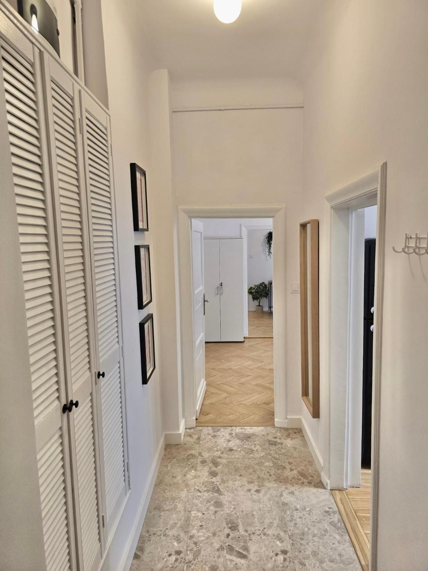 Widok 53m2, Centrum Warszawy, Darmowy Parking Apartment *