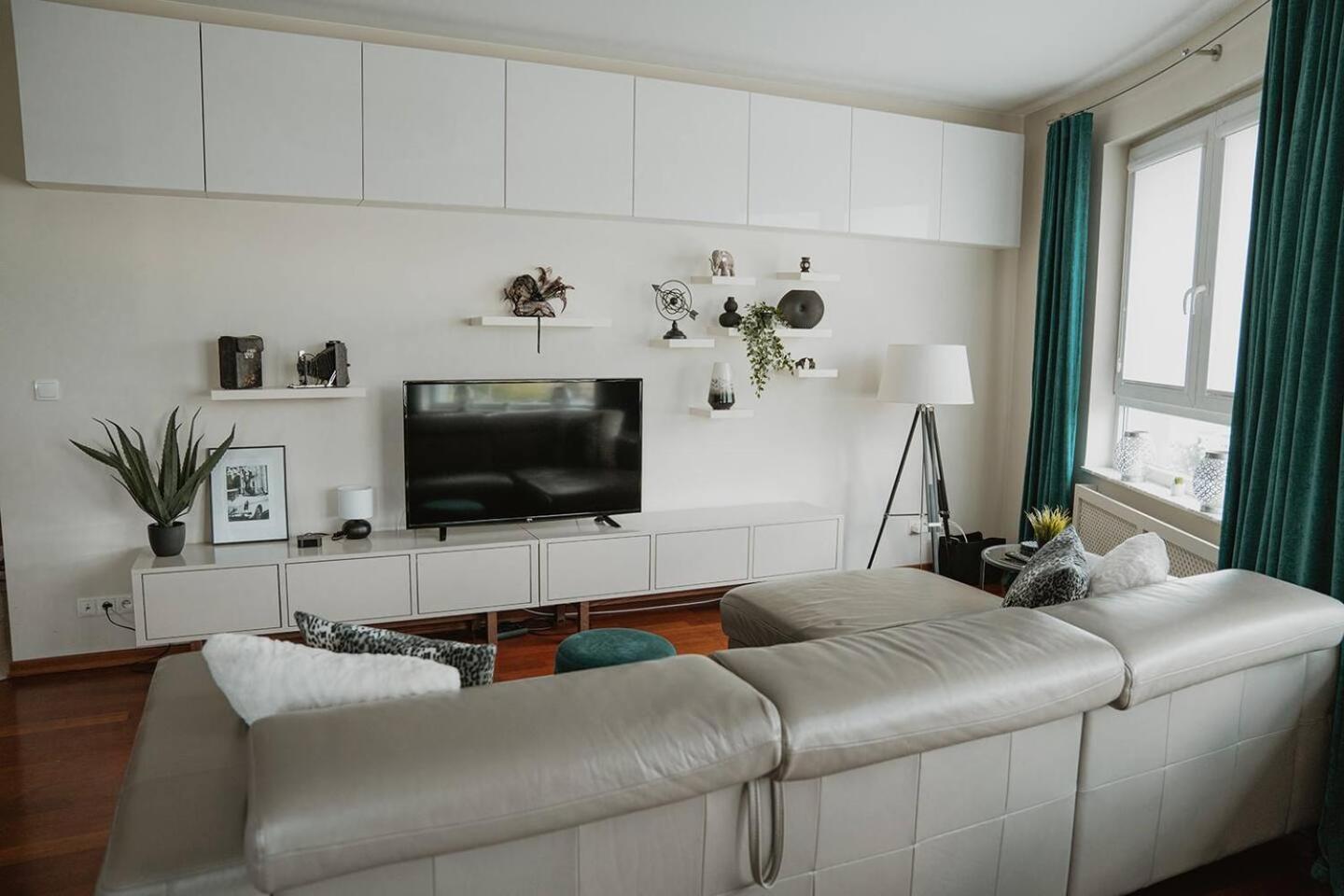 Modern With Parking Near Metro Kabaty By Renters * Warszawa