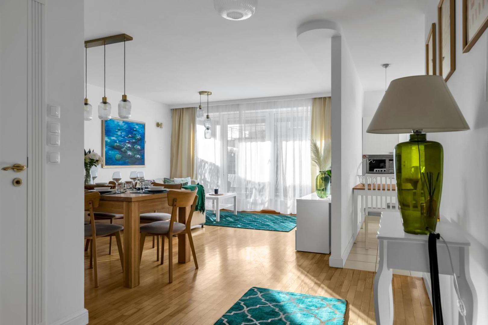 Szczesliwice - Office, Balcony And Parking - By Rentujemy Apartment