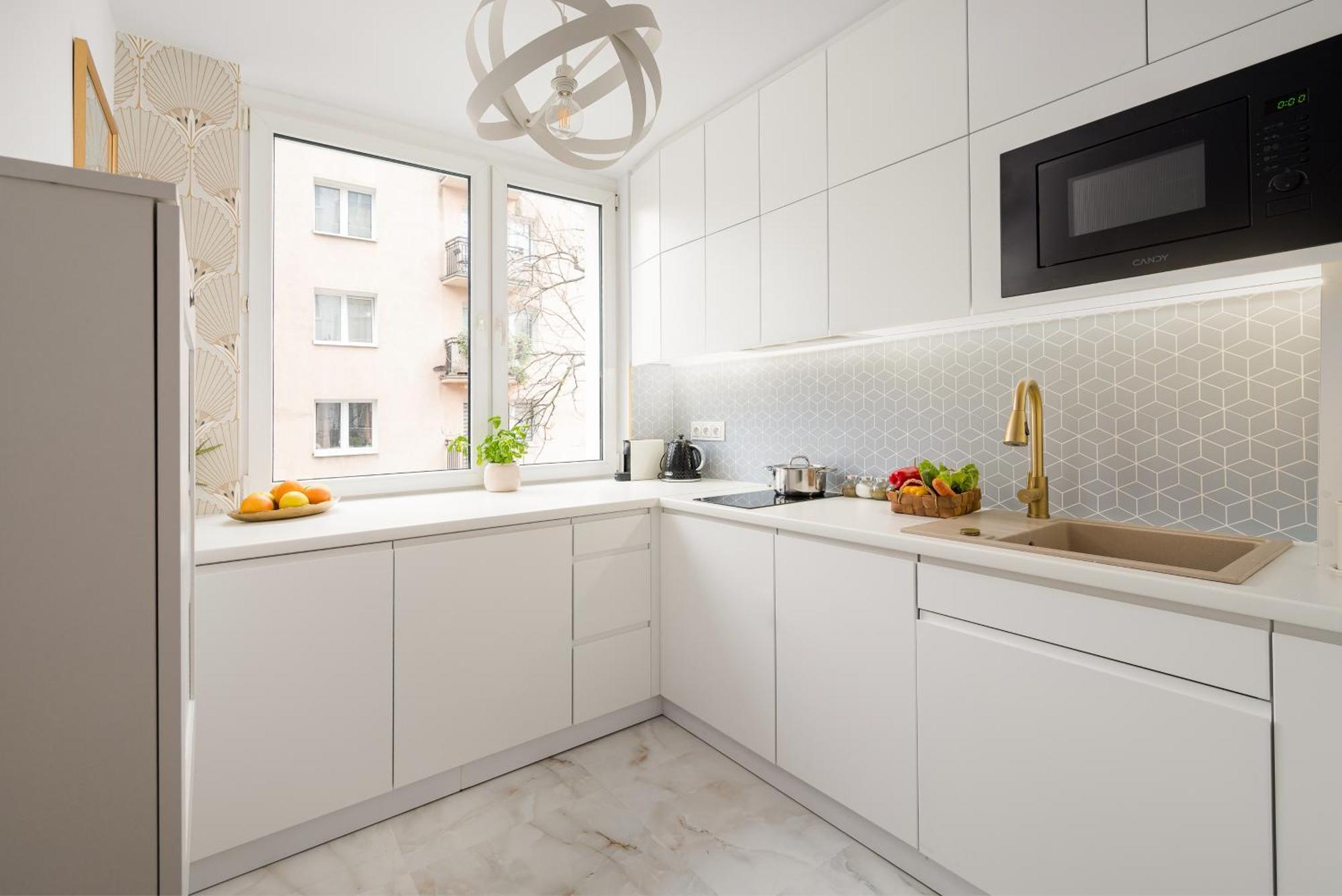 Apartment Grand 5min From Station With A Balcony& Air Conditioning Warsaw