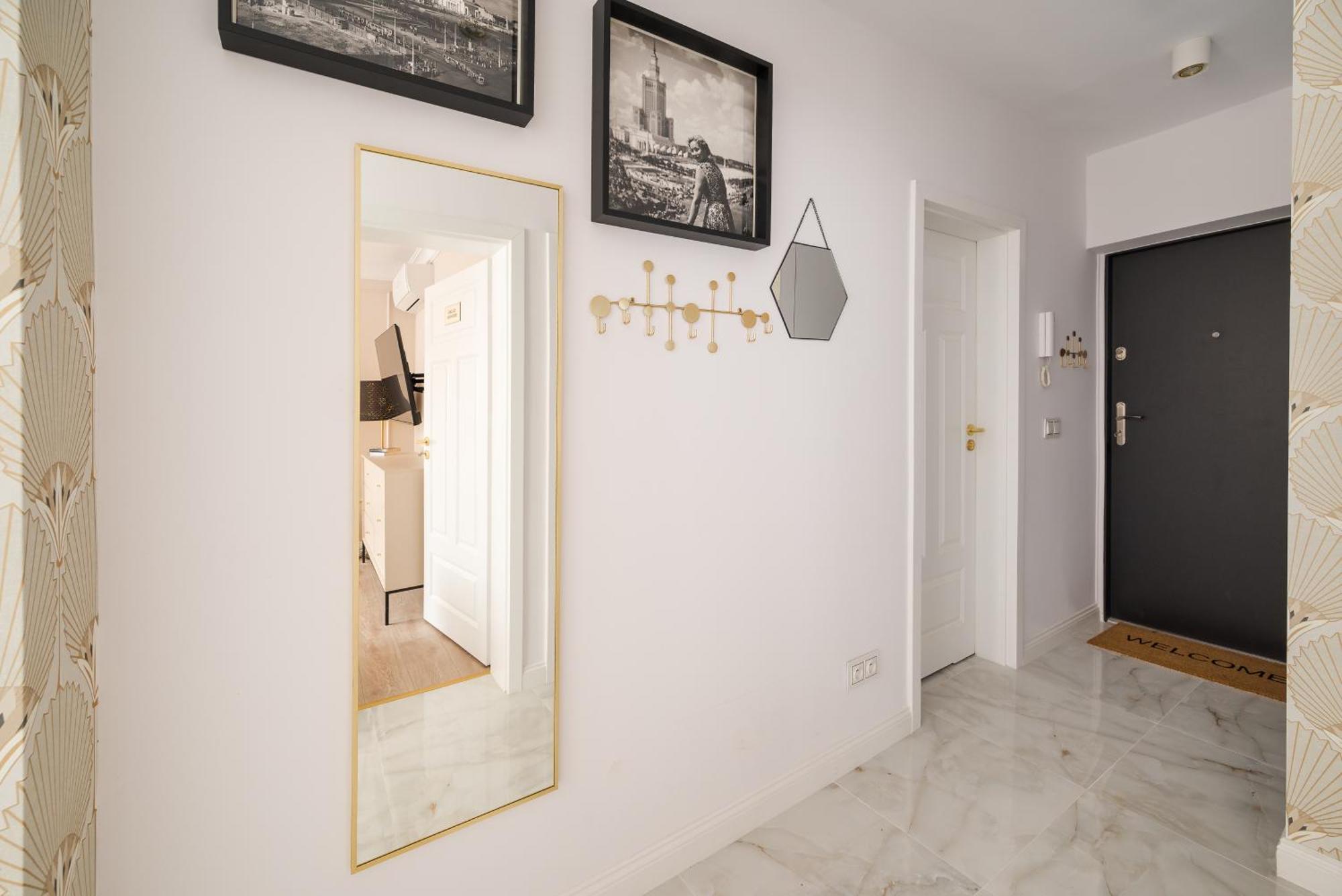 Grand 5min From Station With A Balcony& Air Conditioning * Warsaw