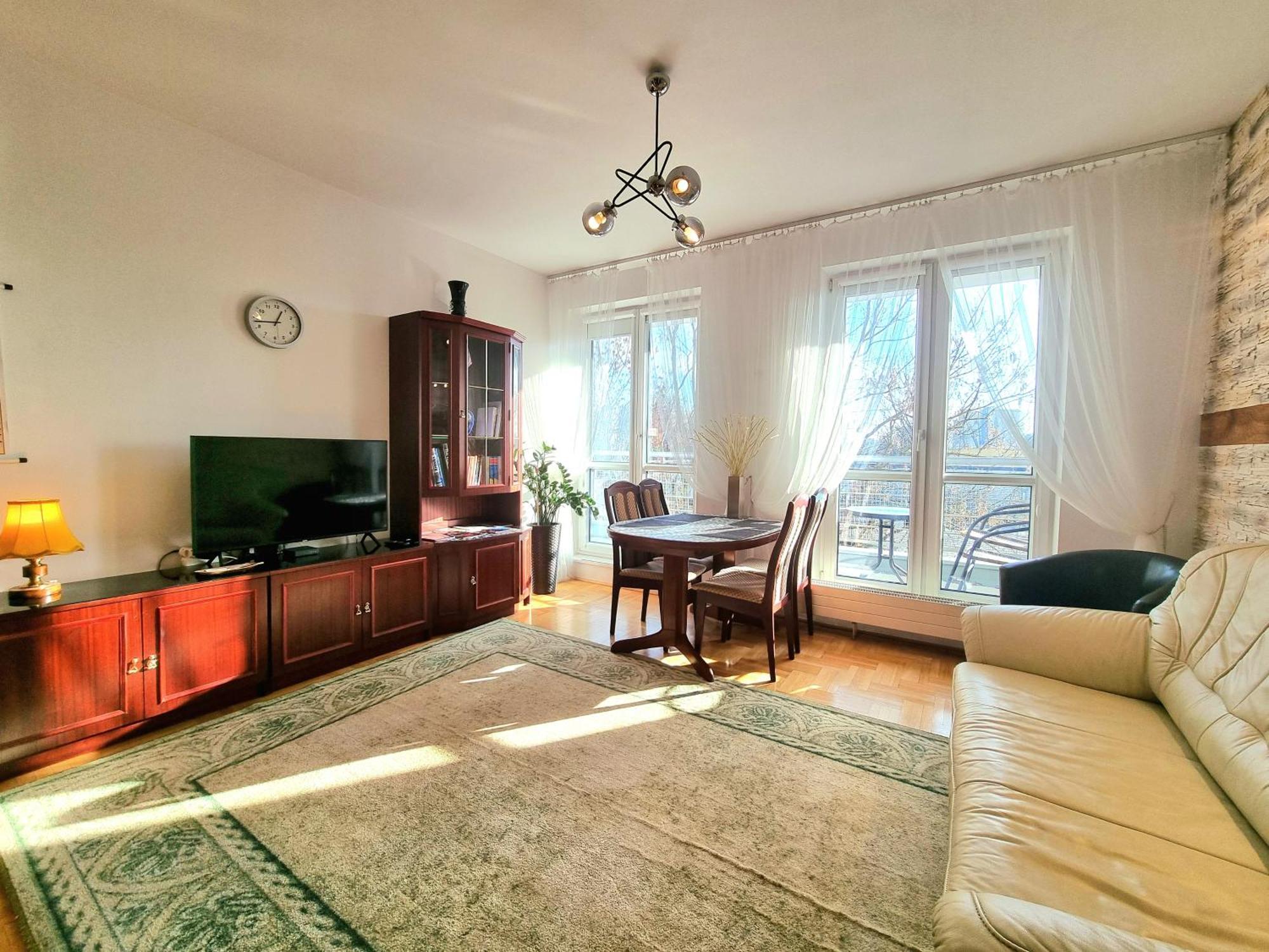 Saska Kepa Apartament