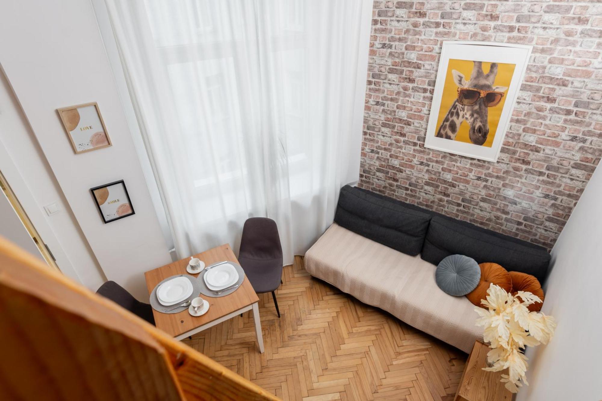 The Loft Chmielna * Varsóvia