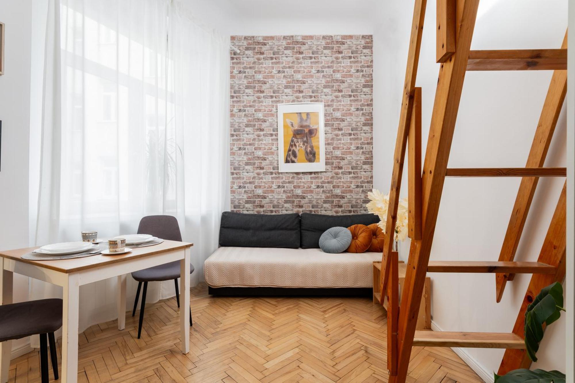 The Loft Chmielna * Varsóvia