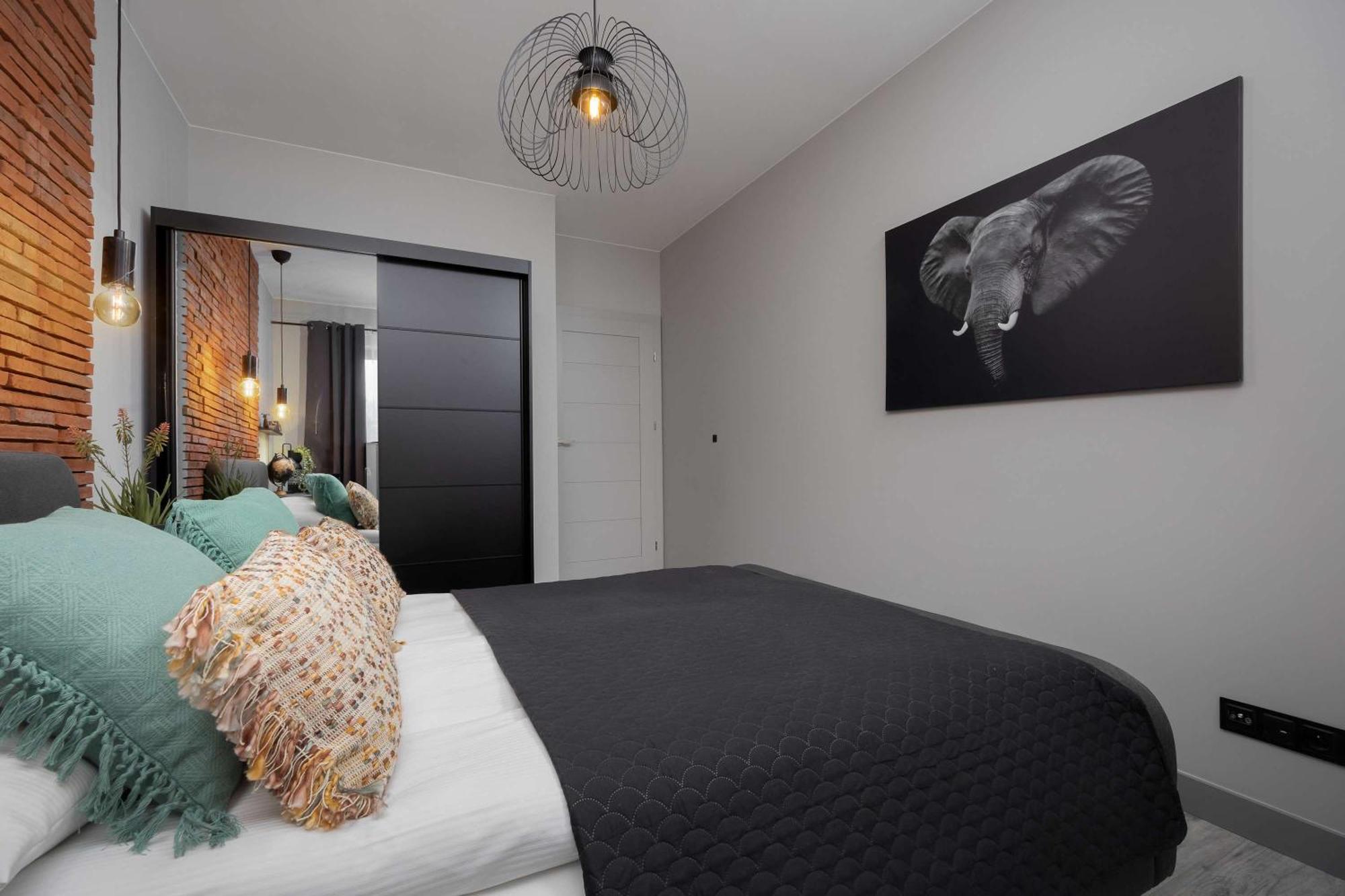 Bright With Terrace & Parking Near Metro Kondratowicza By Renters