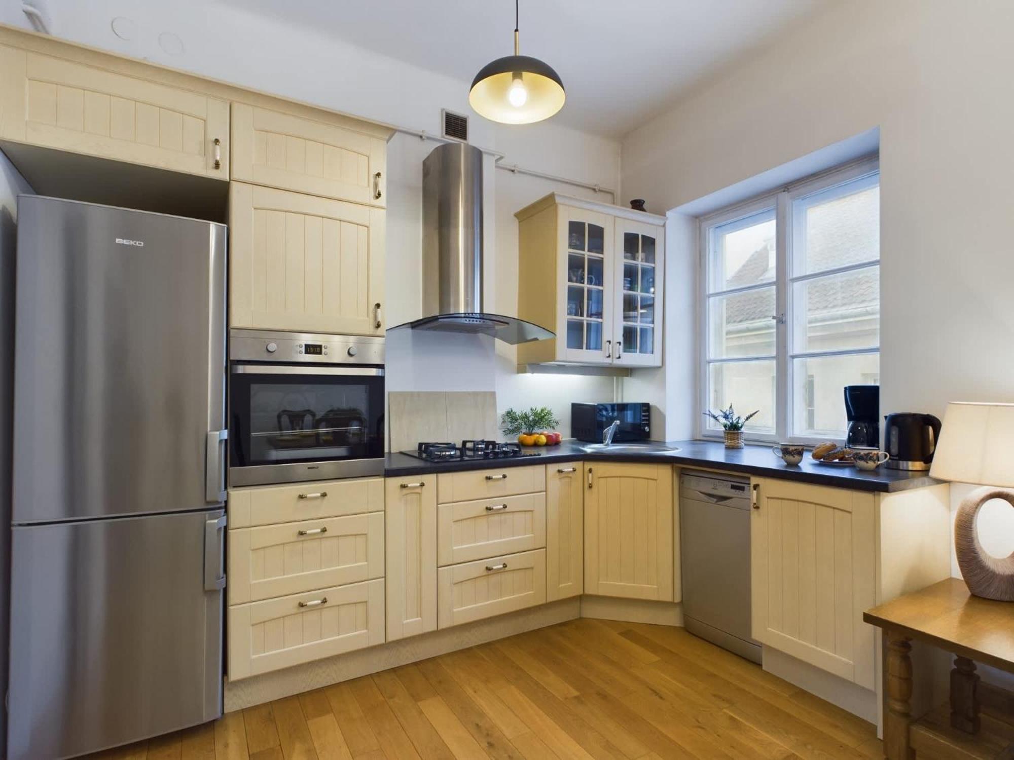 Apartment Cozy In Krakowskie Przedmiescie Near Old Town By Renters *