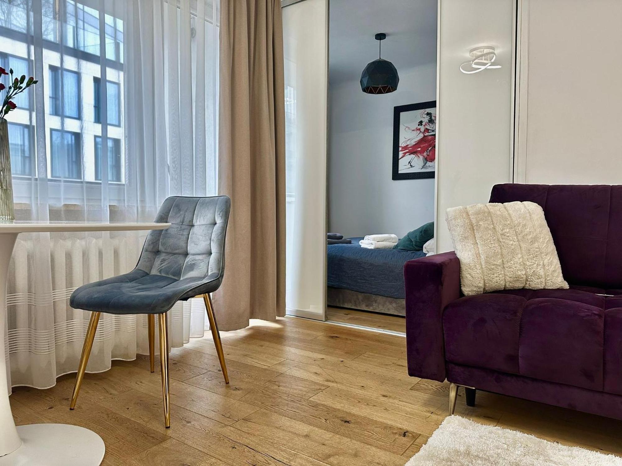 Apartment Chmielna 106 - Free Parking - Duzy Balkon *