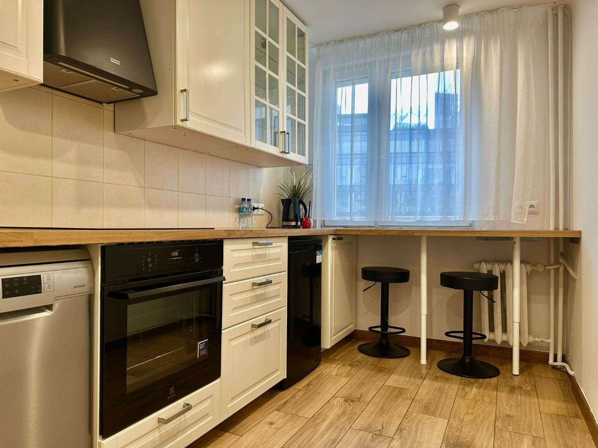 Apartment Chmielna 106 - Free Parking - Duzy Balkon *