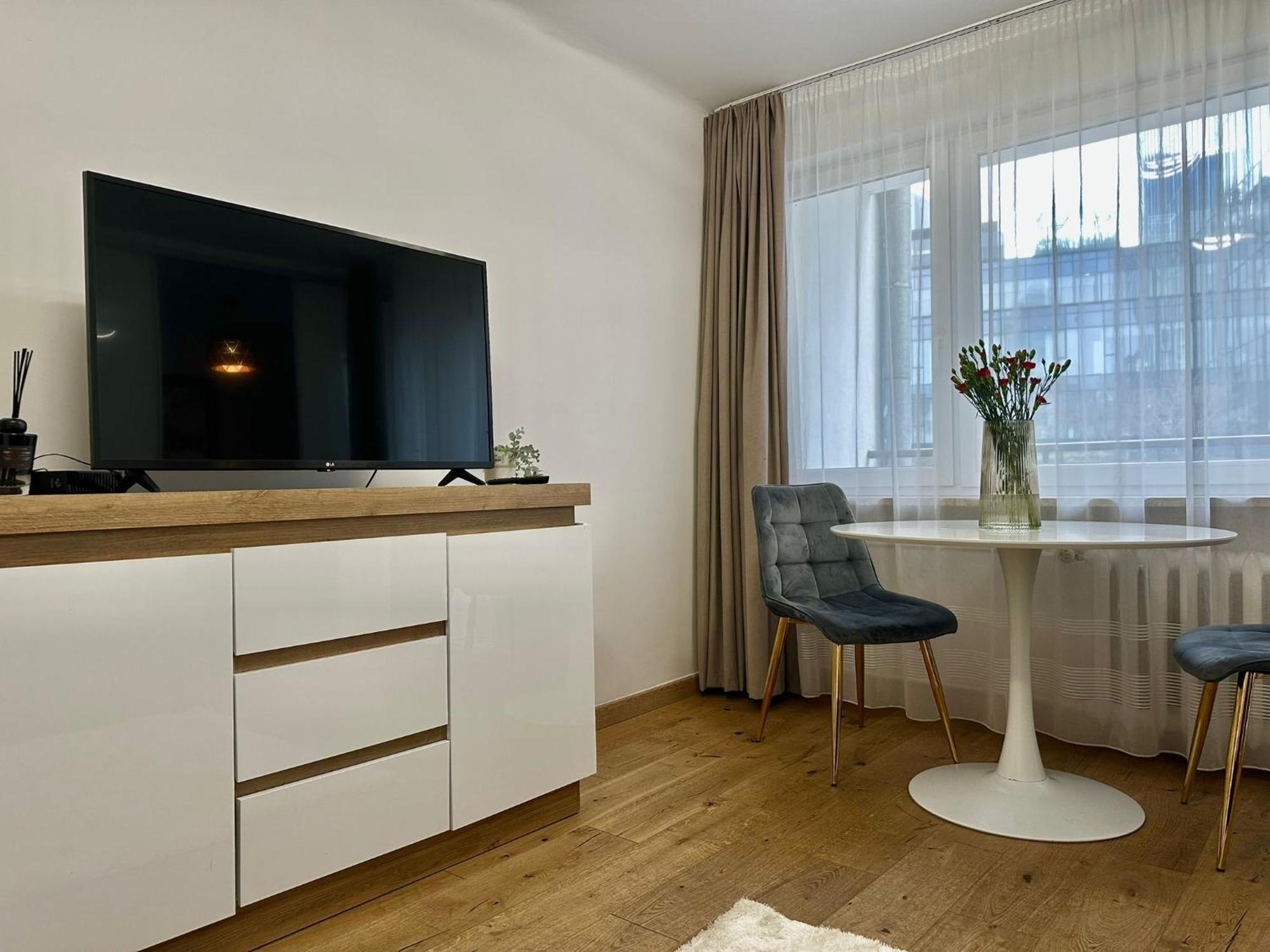 Chmielna 106 - Free Parking - Duzy Balkon * Warsaw