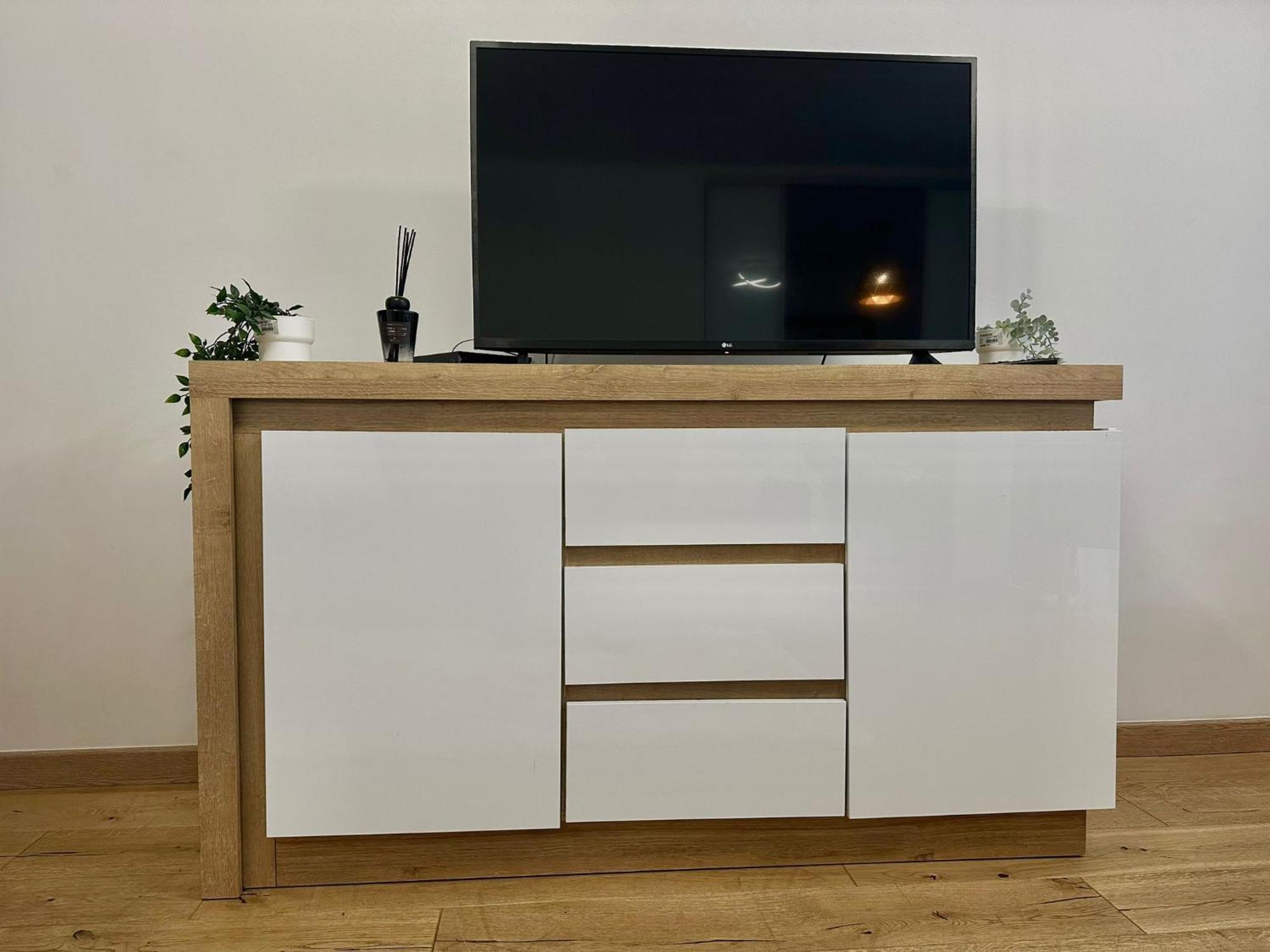 Chmielna 106 - Free Parking - Duzy Balkon Apartment