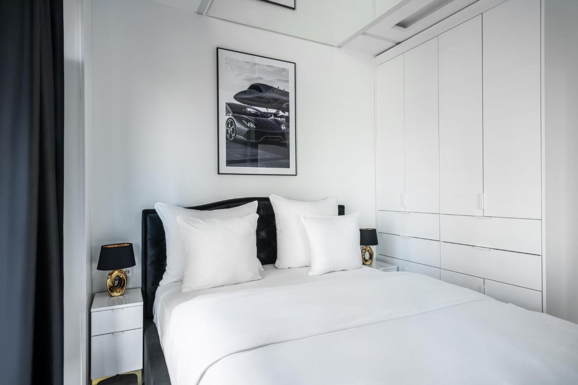 Apartment J&k Platinum Towers