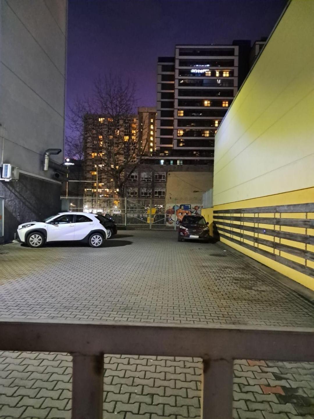 Pereca 2, Air Conditioning, Parking