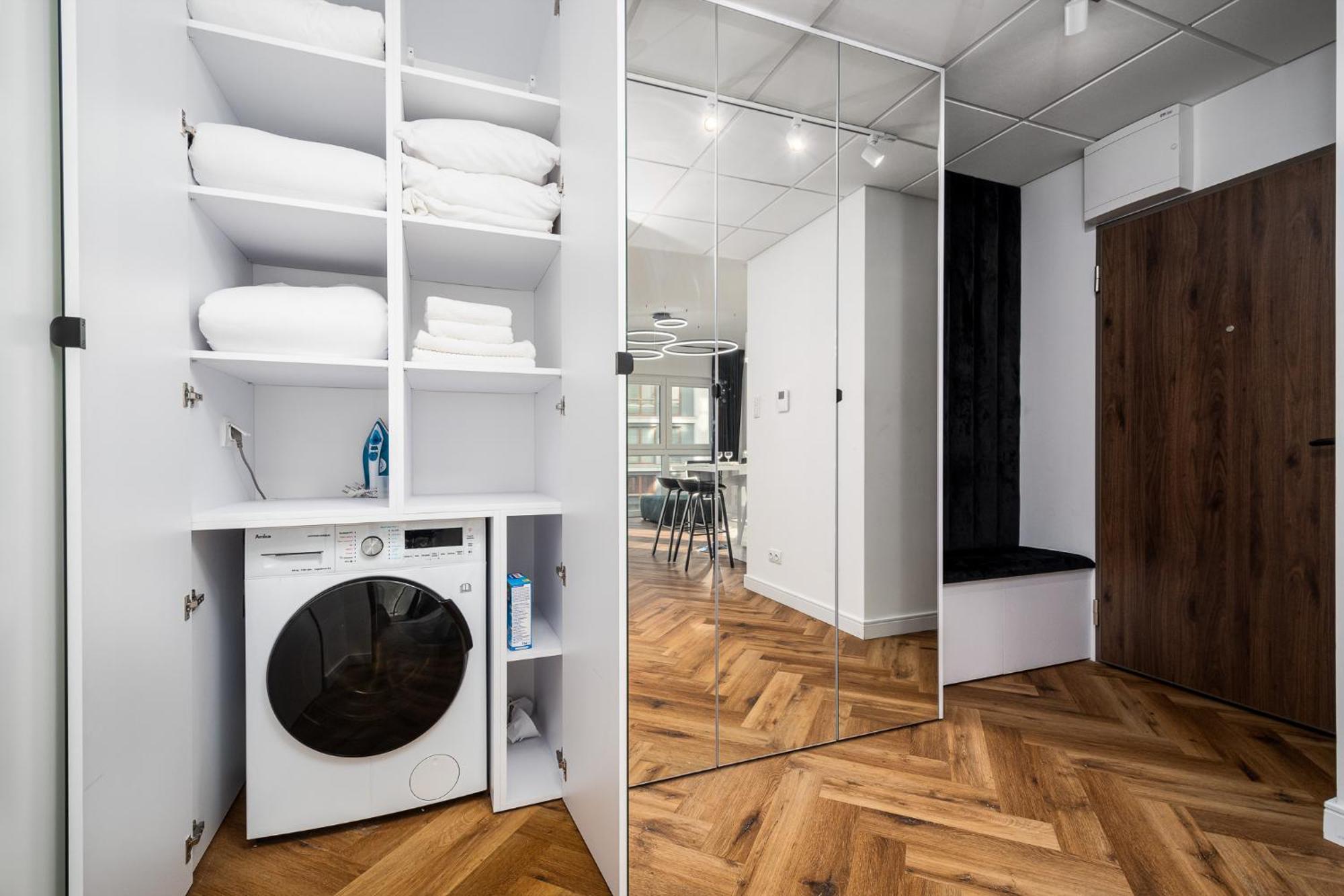 Kasprzaka 29 Wola Tower Premium Garage 817 Varsóvia