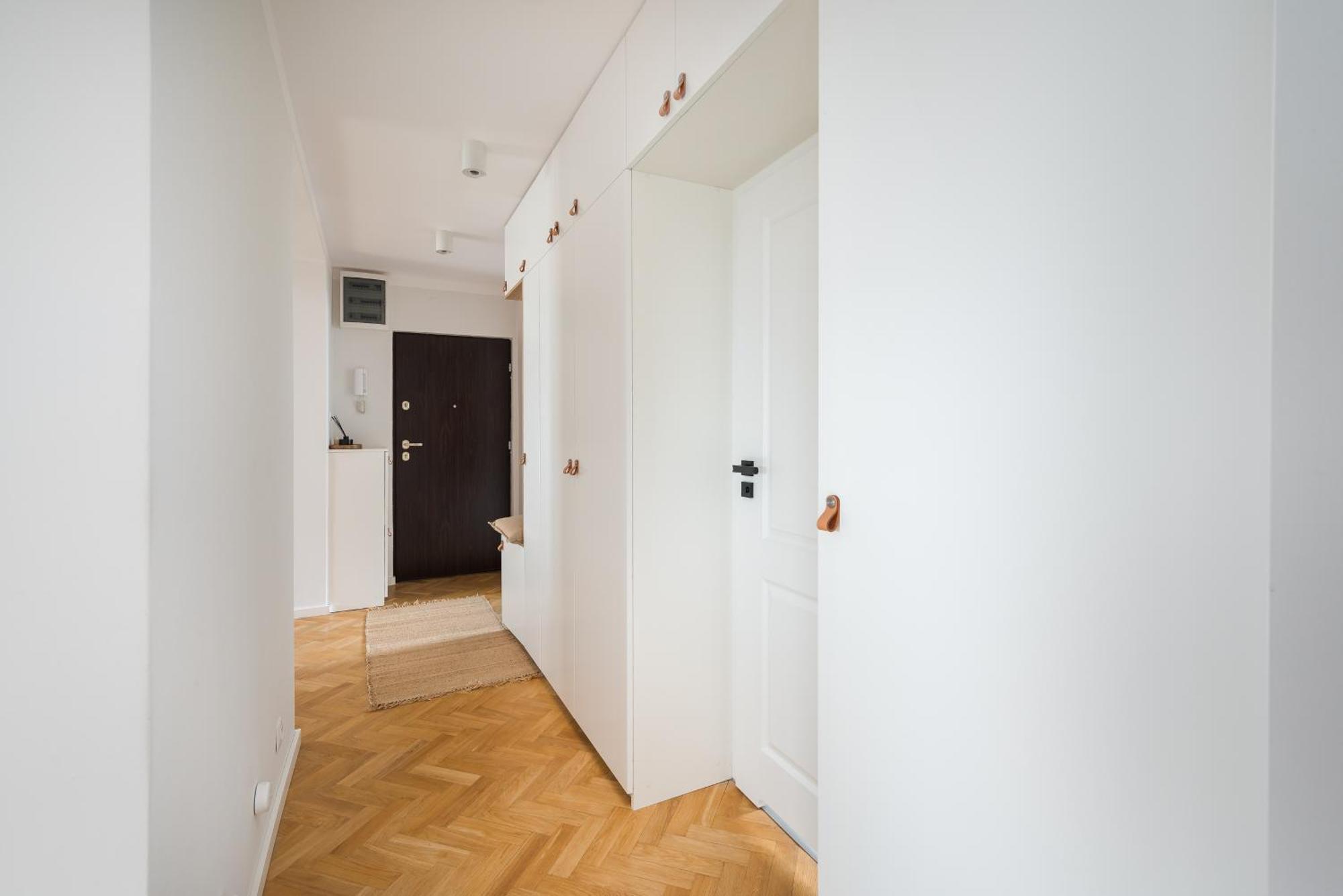 Metro Kabaty Deluxe Apartment