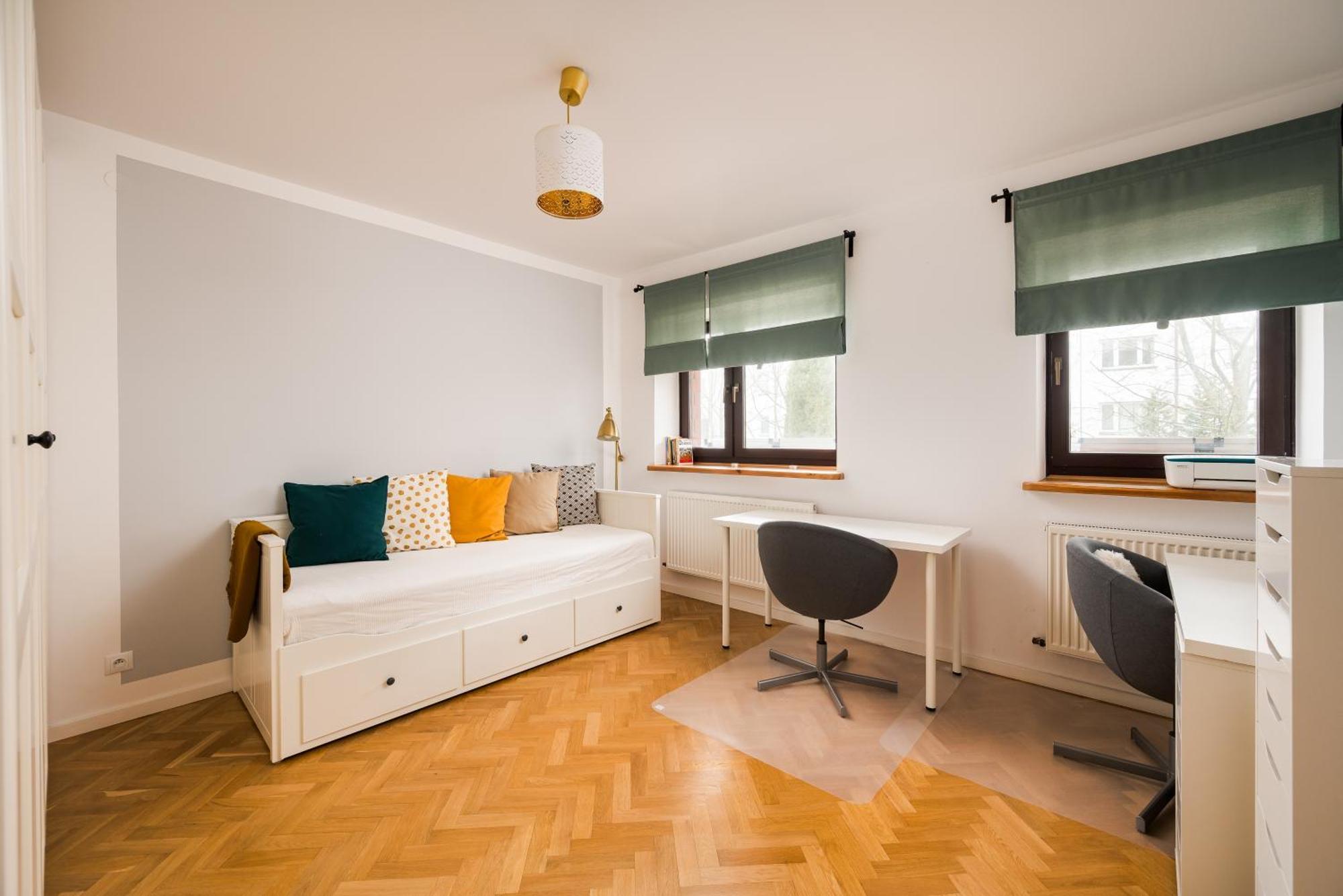 Apartment Metro Kabaty Deluxe Warsaw