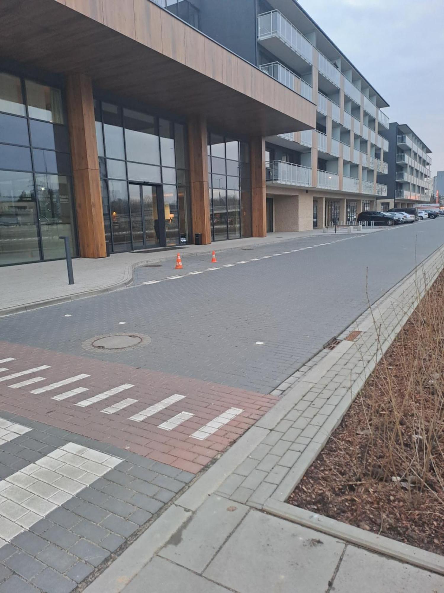 Smart With Parking * Warsaw